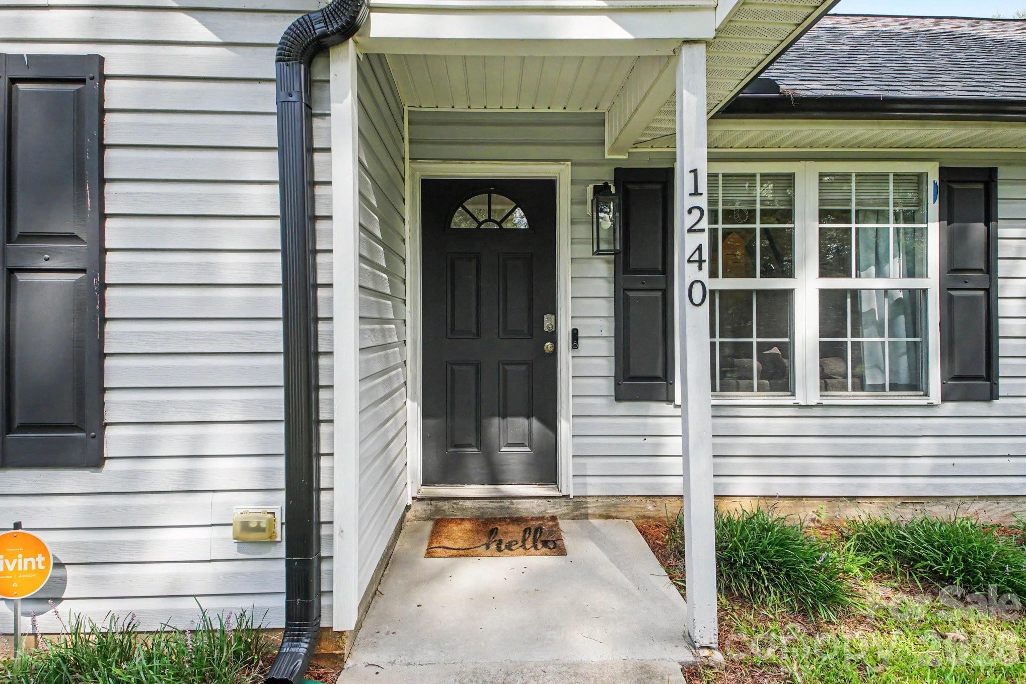 1240 Log Cabin Road — Charlotte