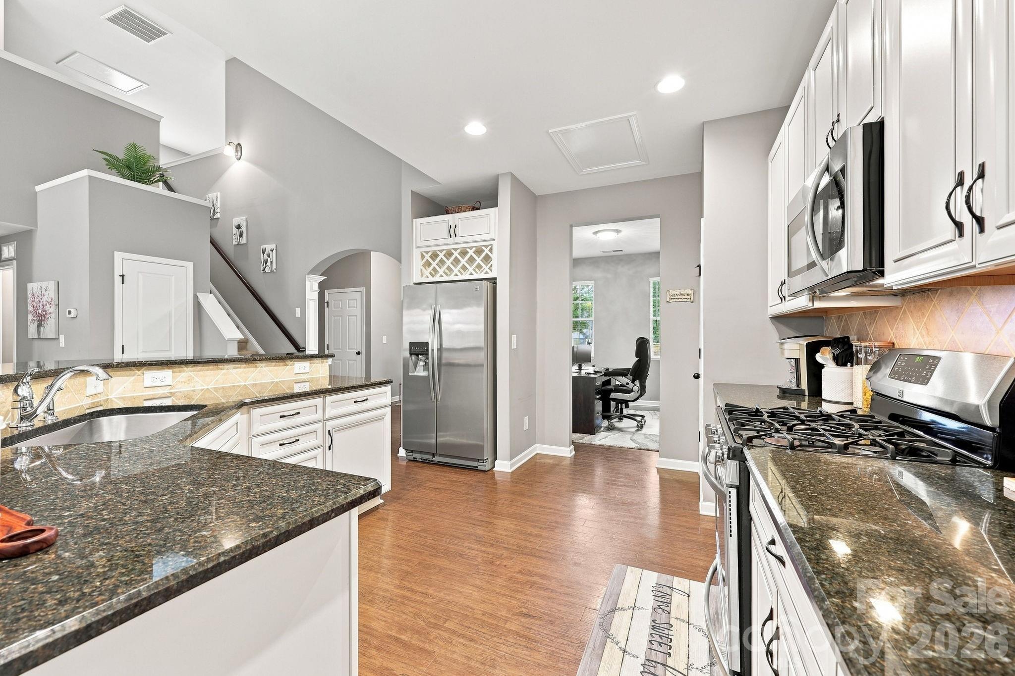 608 Augustus Lane — Mount Holly