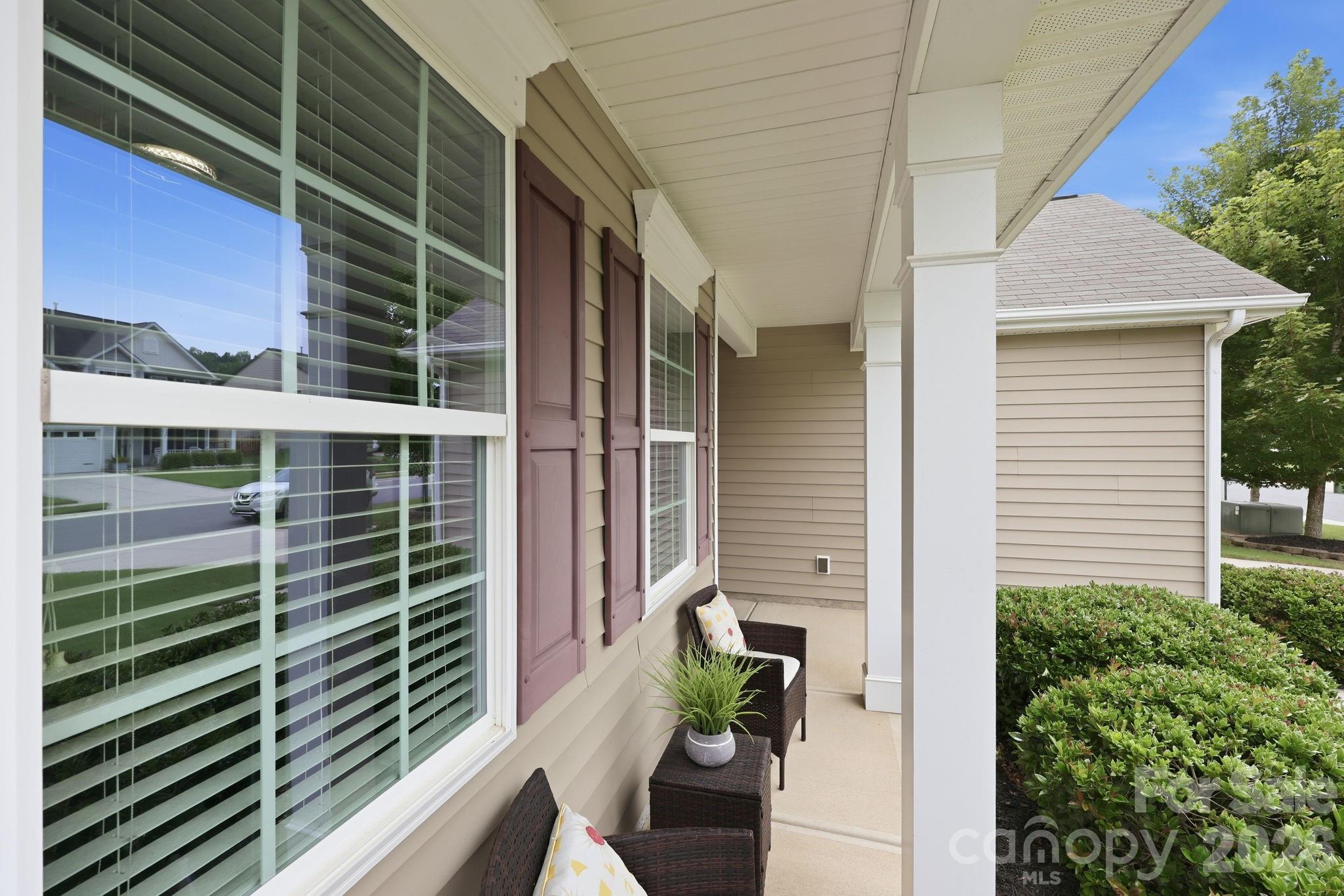 608 Augustus Lane — Mount Holly