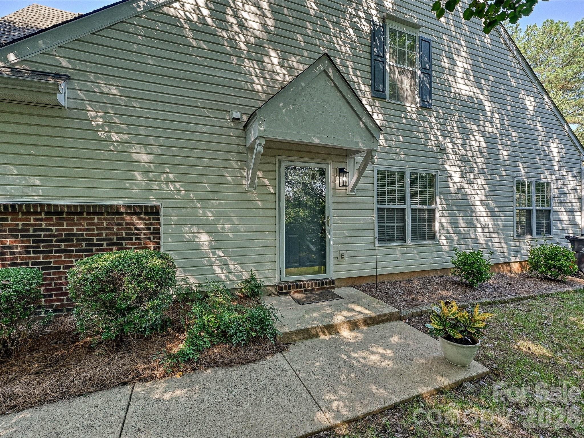 8810 Scotch Heather Way — Charlotte