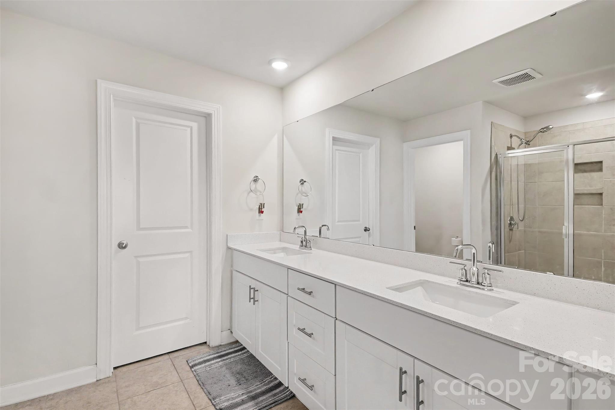 11822 Midnight Way — Huntersville