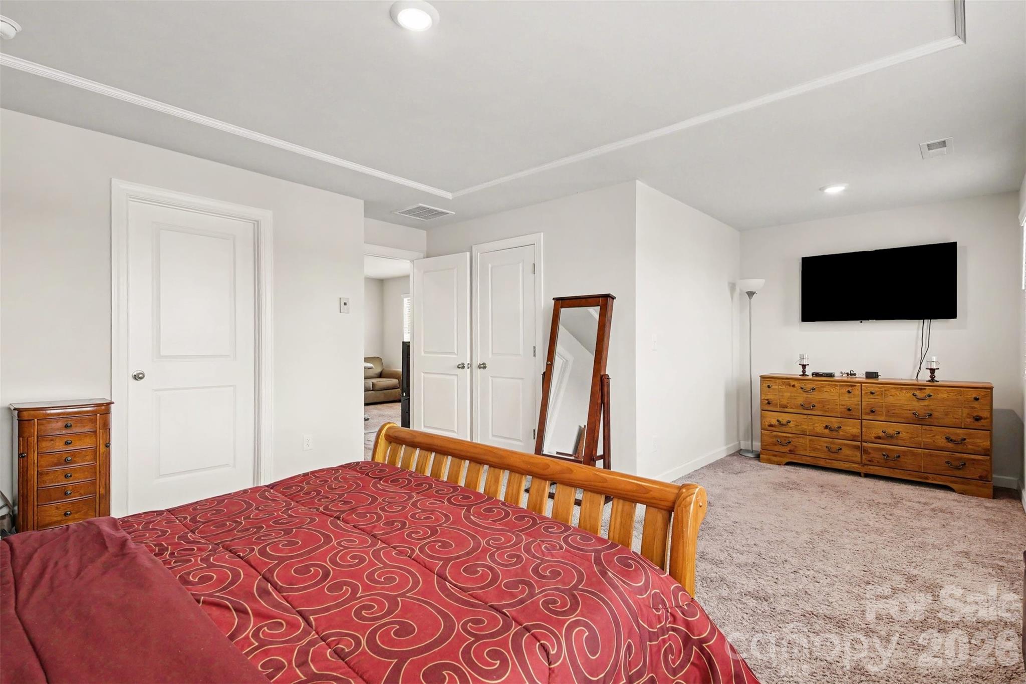 11822 Midnight Way — Huntersville