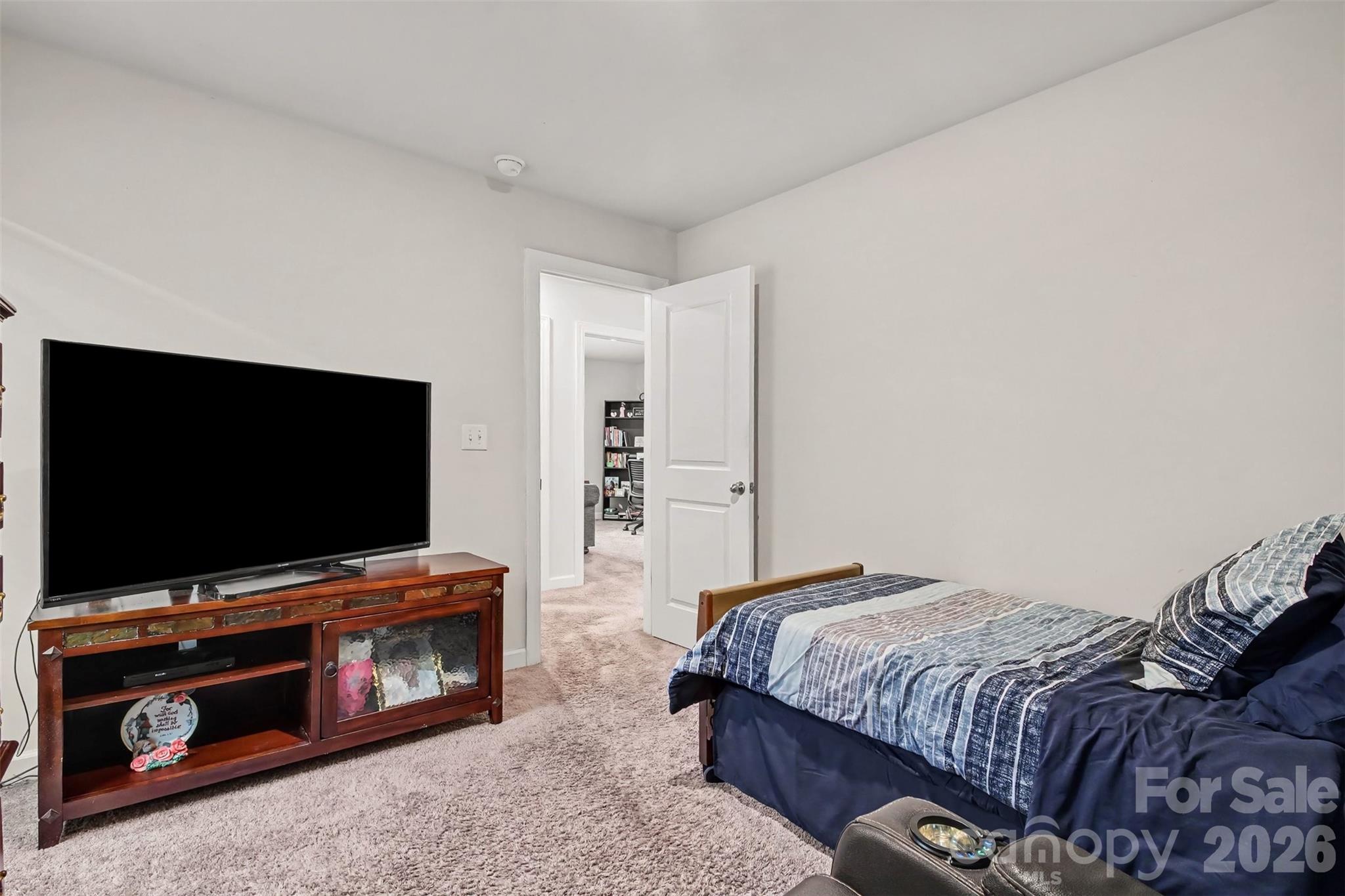 11822 Midnight Way — Huntersville