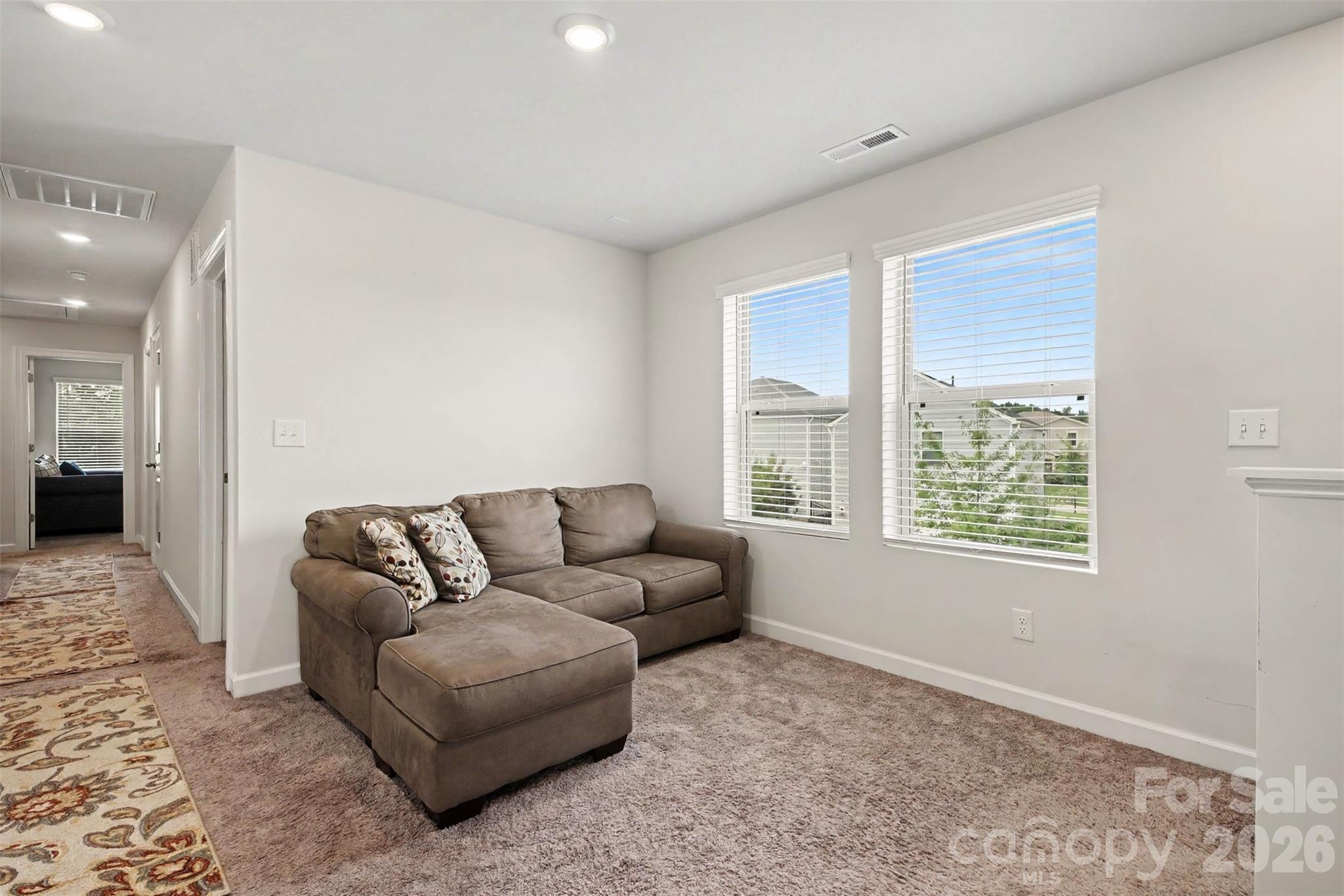 11822 Midnight Way — Huntersville