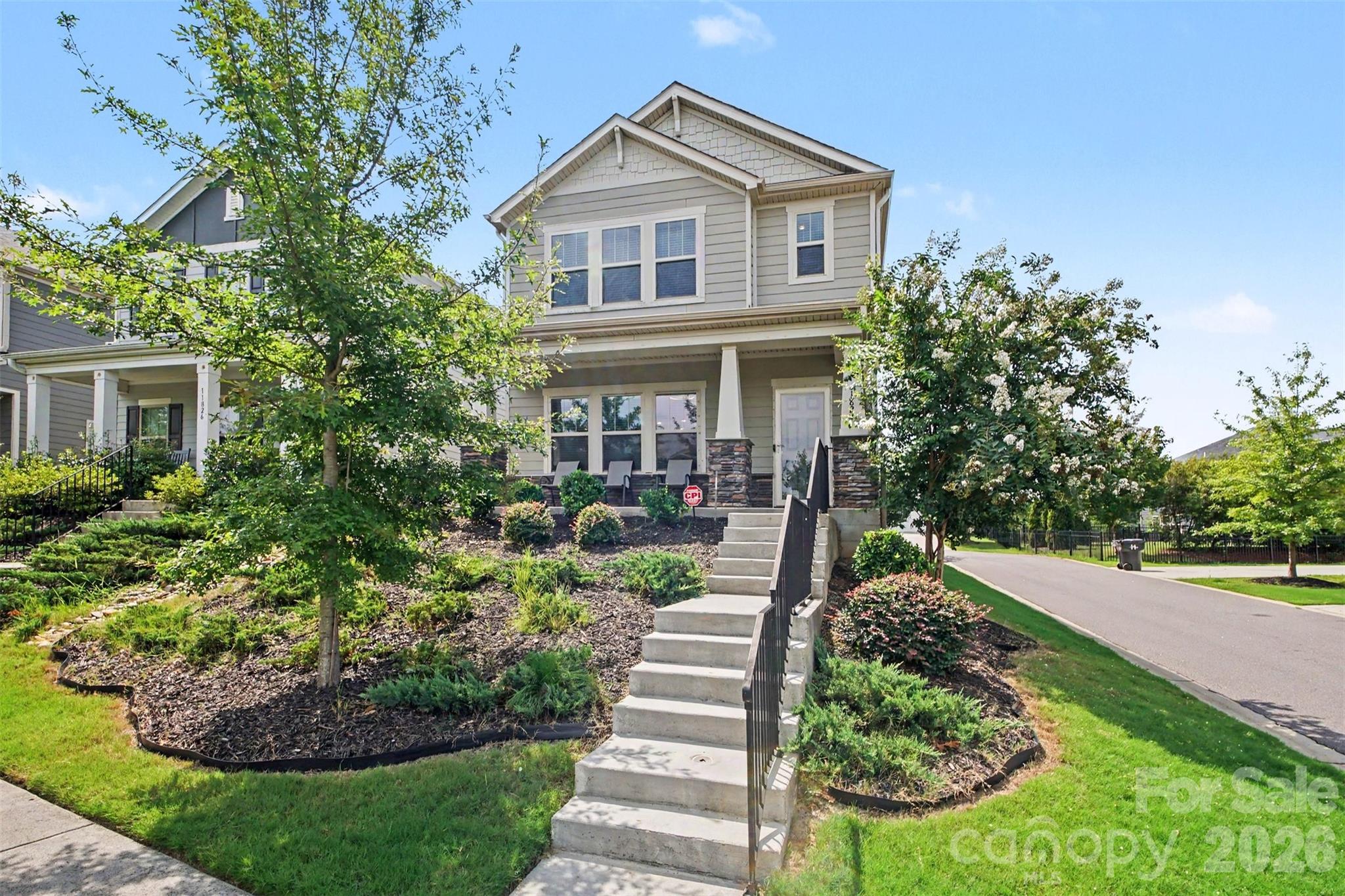 11822 Midnight Way — Huntersville