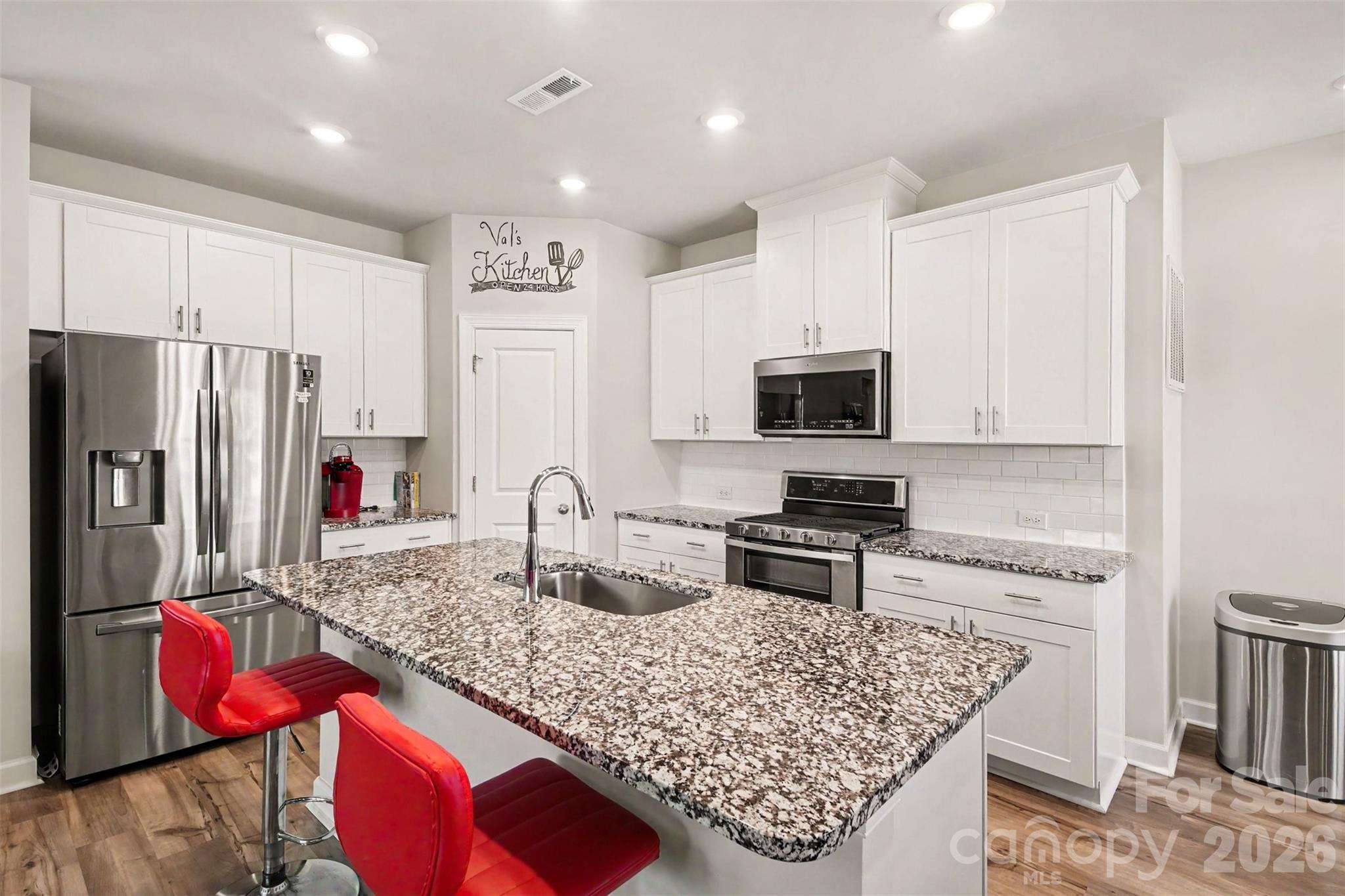 11822 Midnight Way — Huntersville