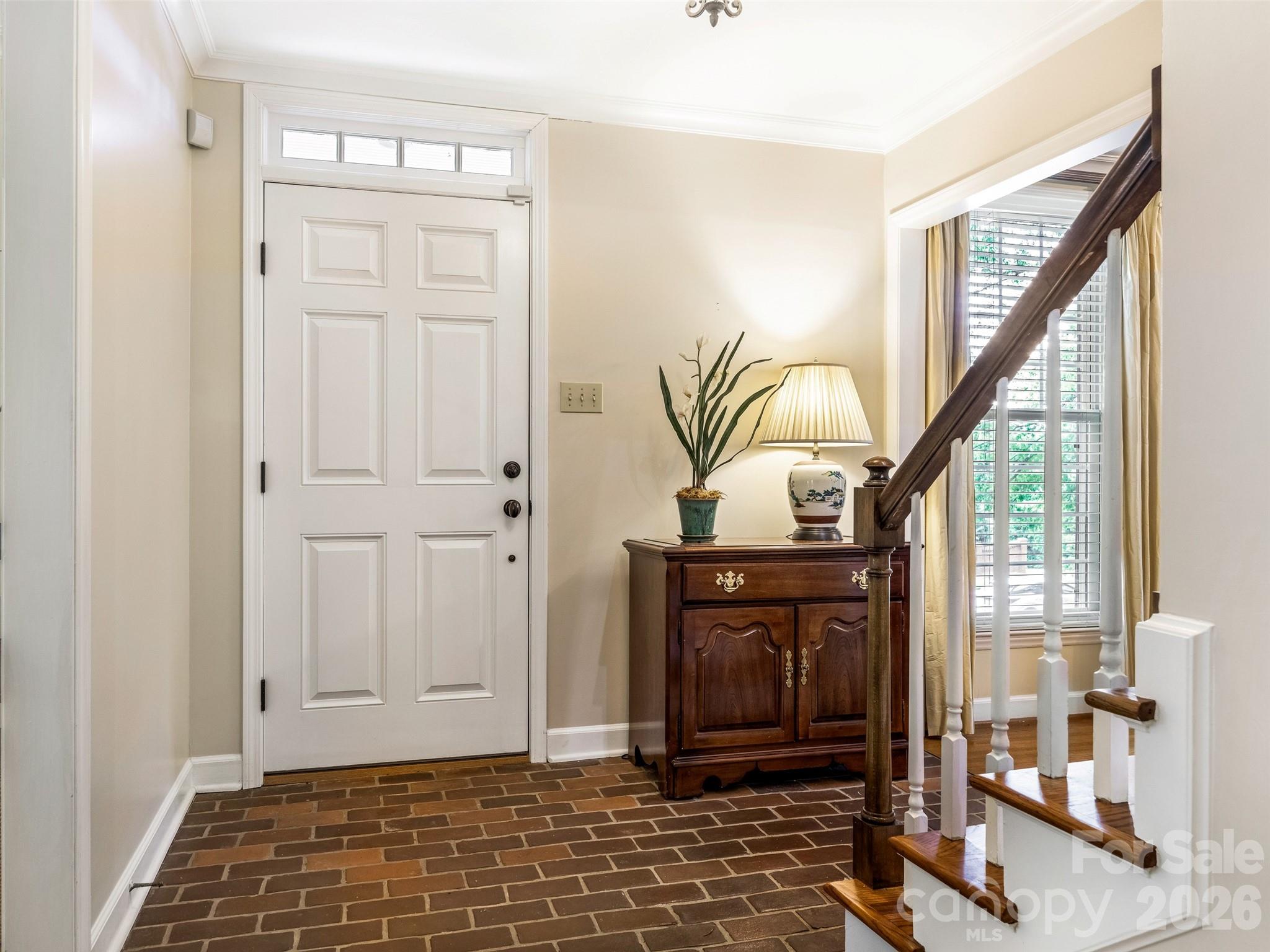 4313 Crossgate Road — Charlotte