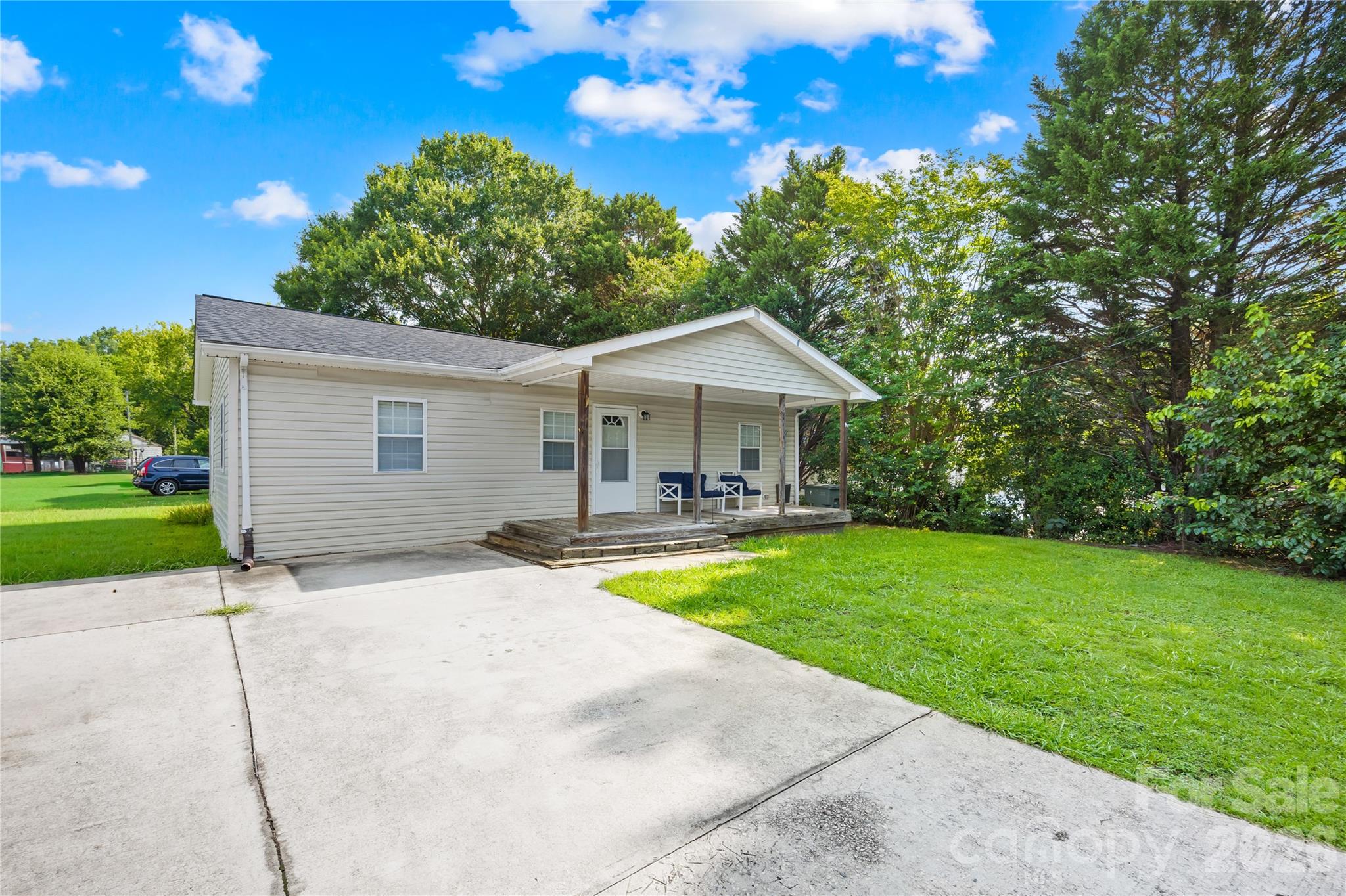 2104 Court Drive — Gastonia