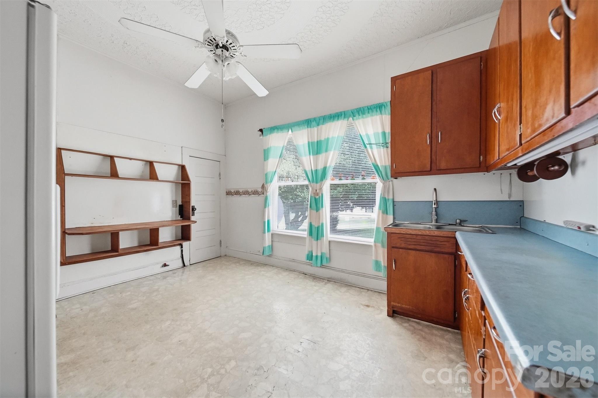 1289 Davis Road — Lincolnton