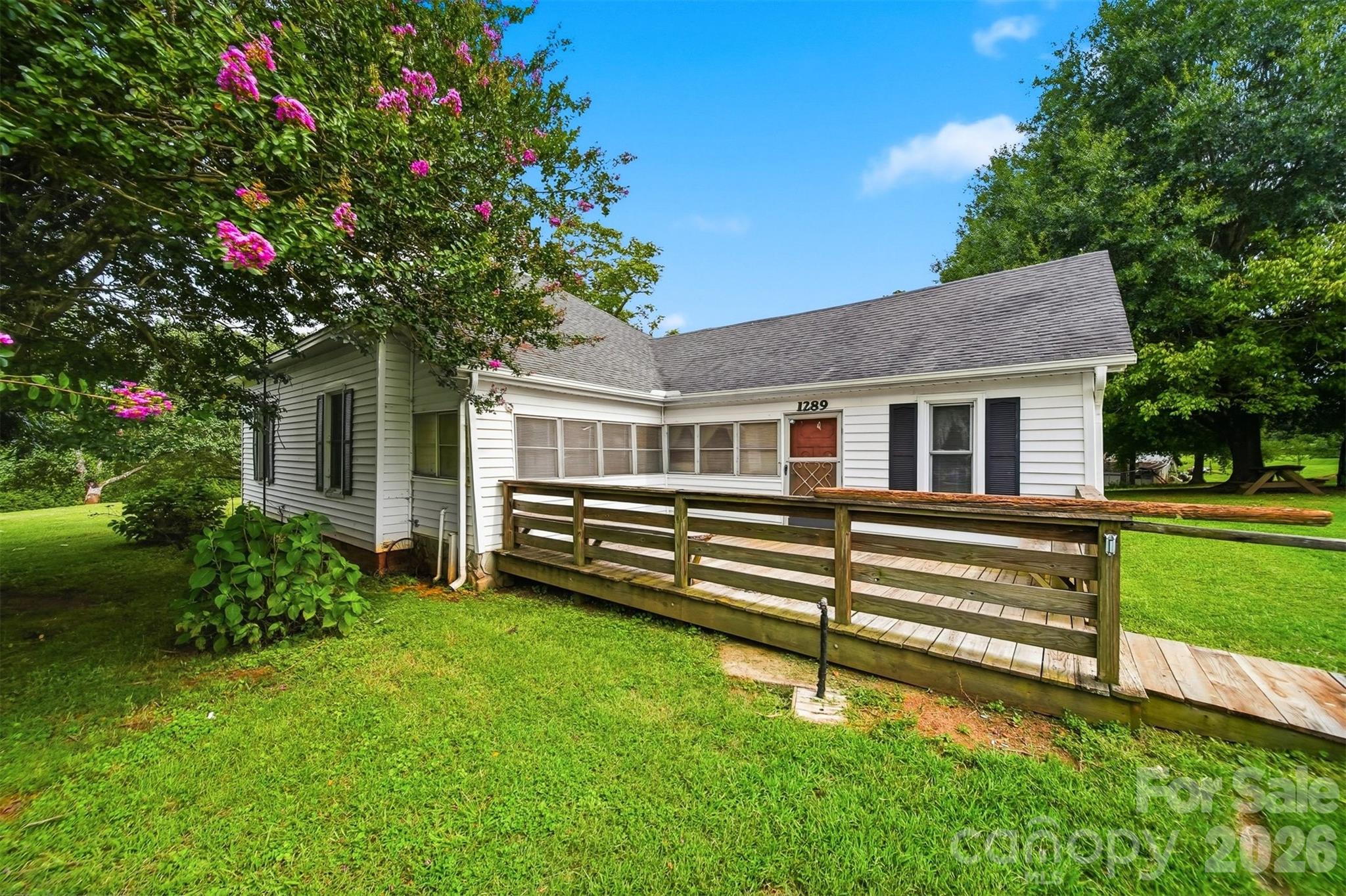 1289 Davis Road — Lincolnton