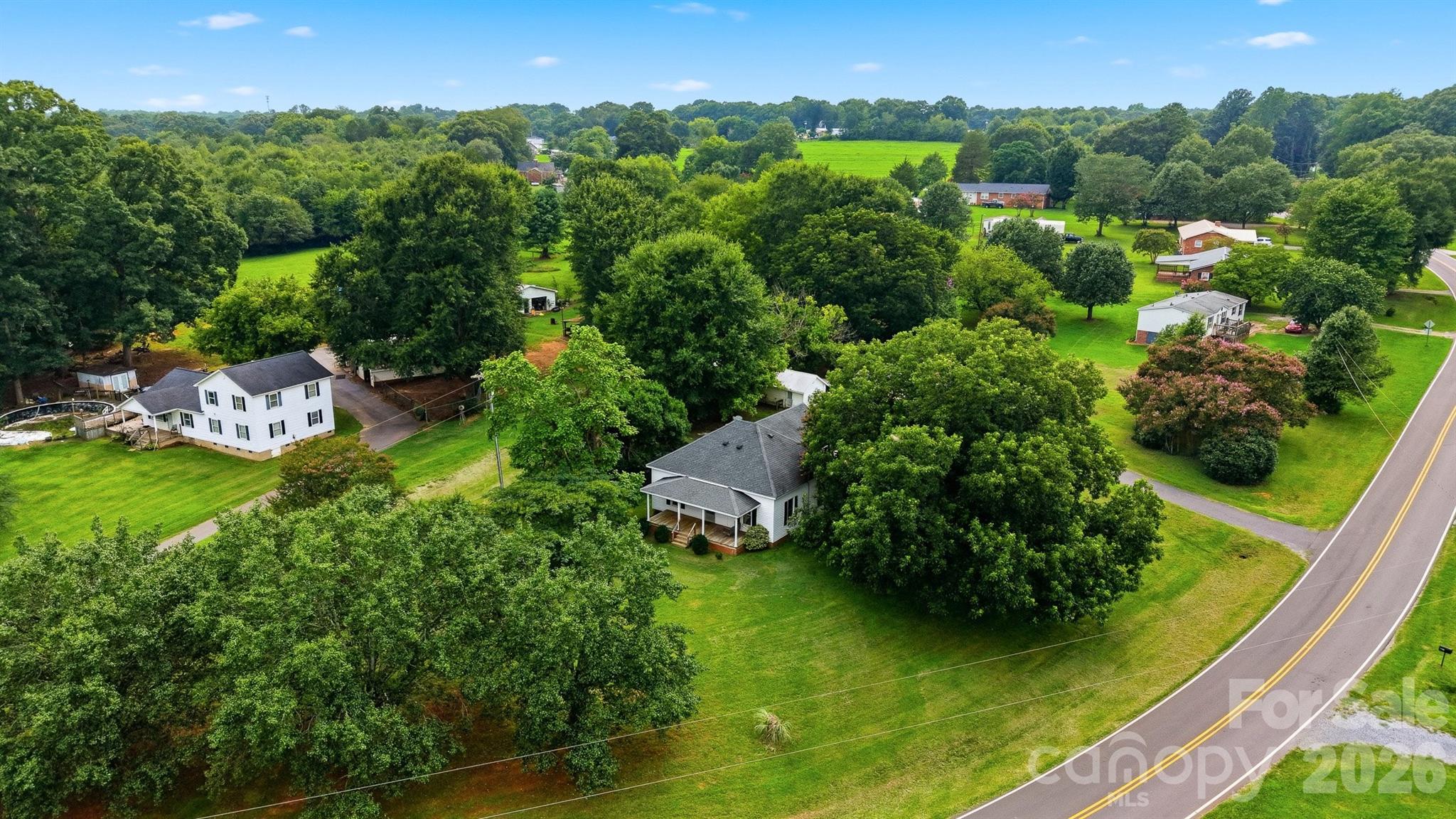 1289 Davis Road — Lincolnton