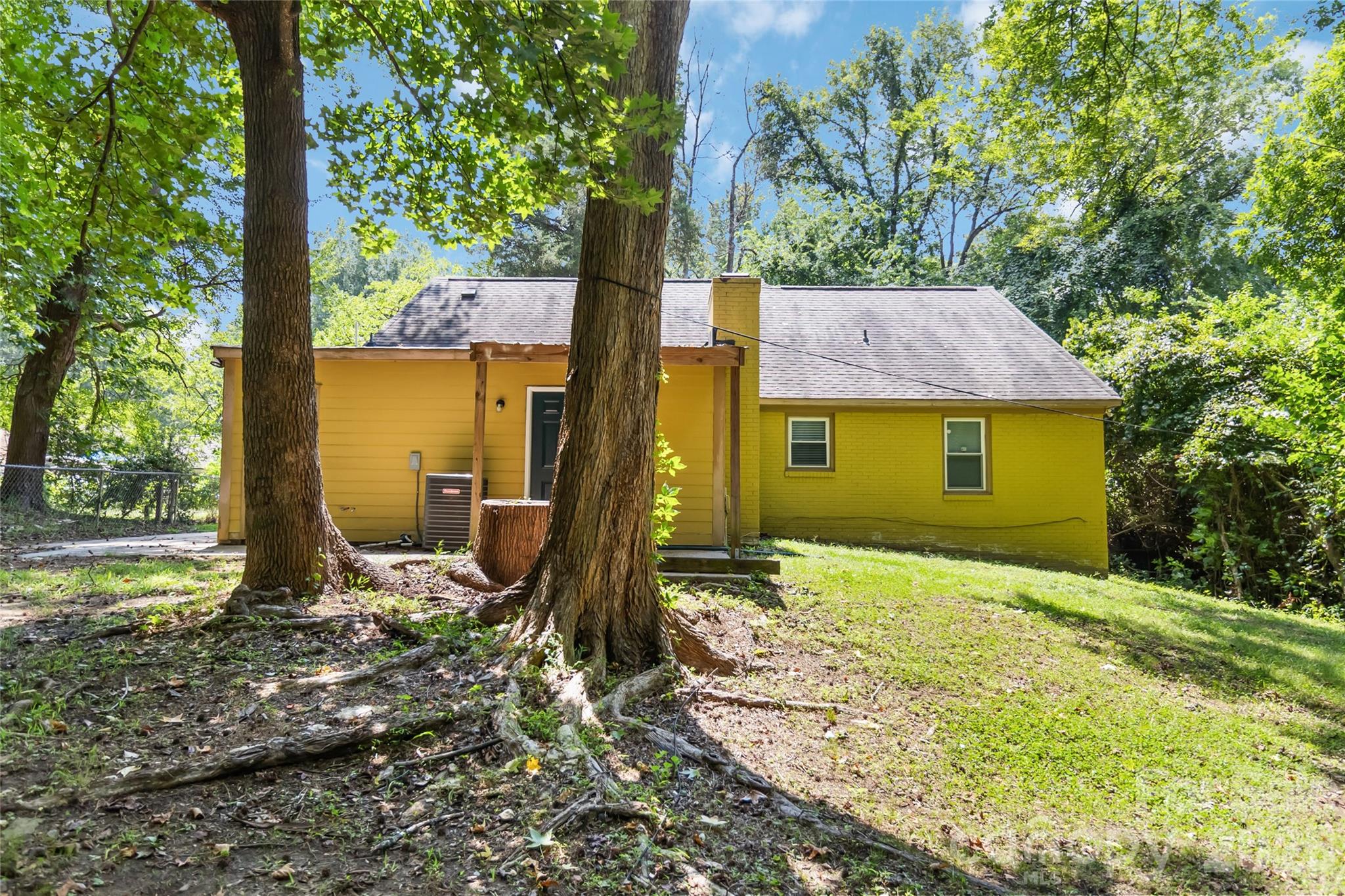 6317 Old Coach Road — Charlotte