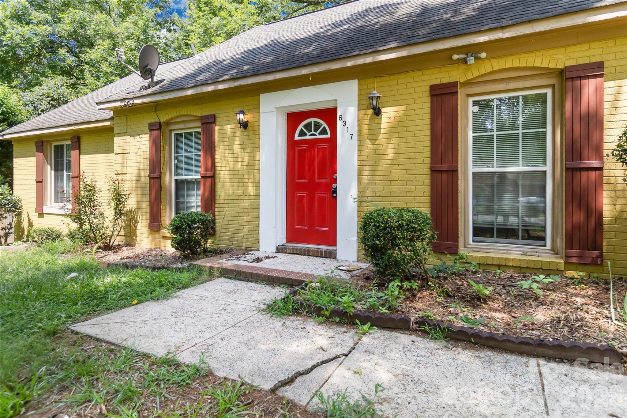 6317 Old Coach Road — Charlotte