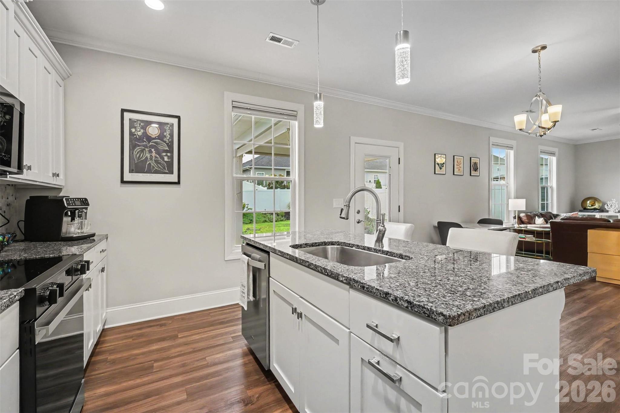 712 Robert Moses Drive — Gastonia