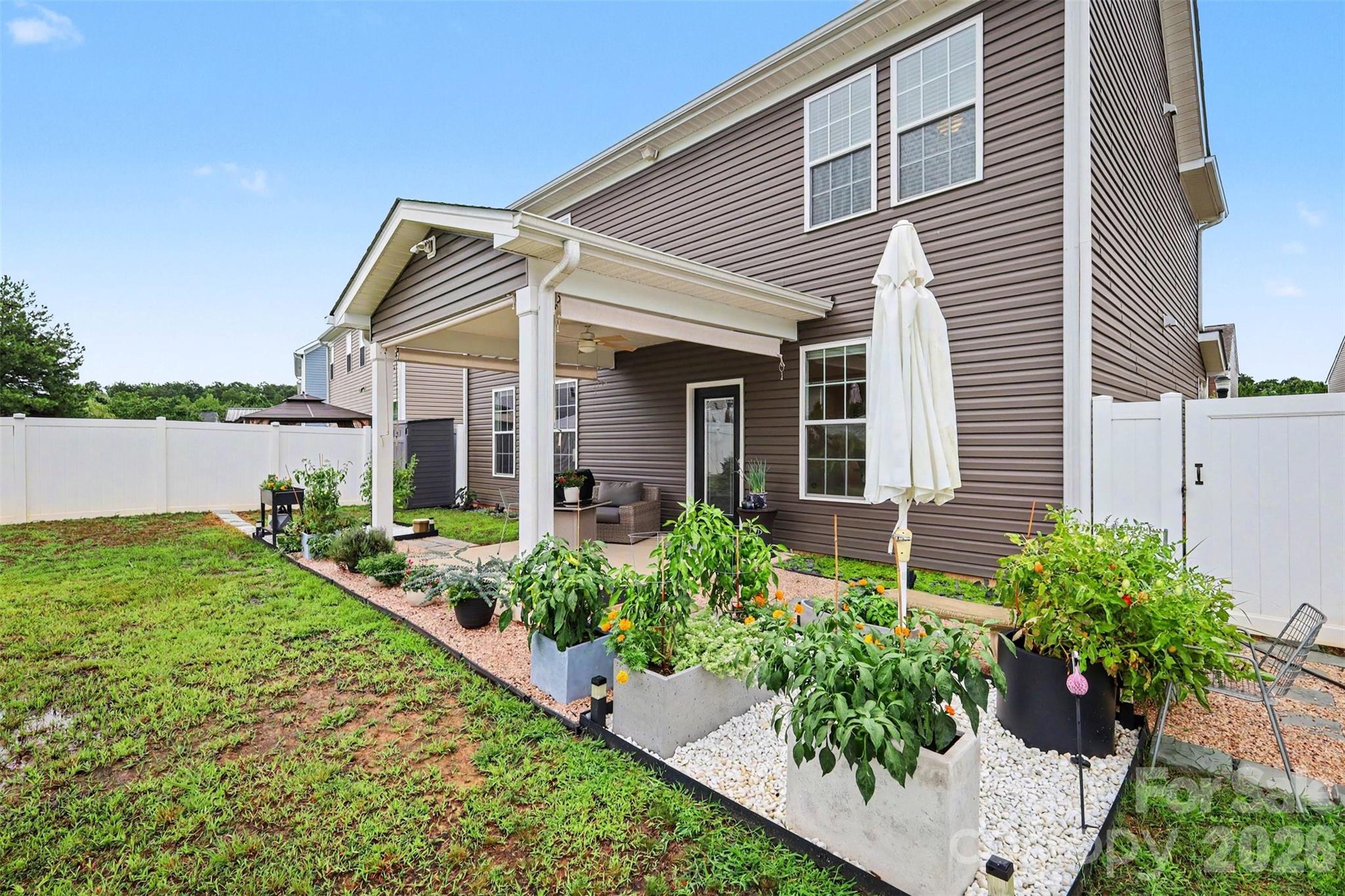712 Robert Moses Drive — Gastonia