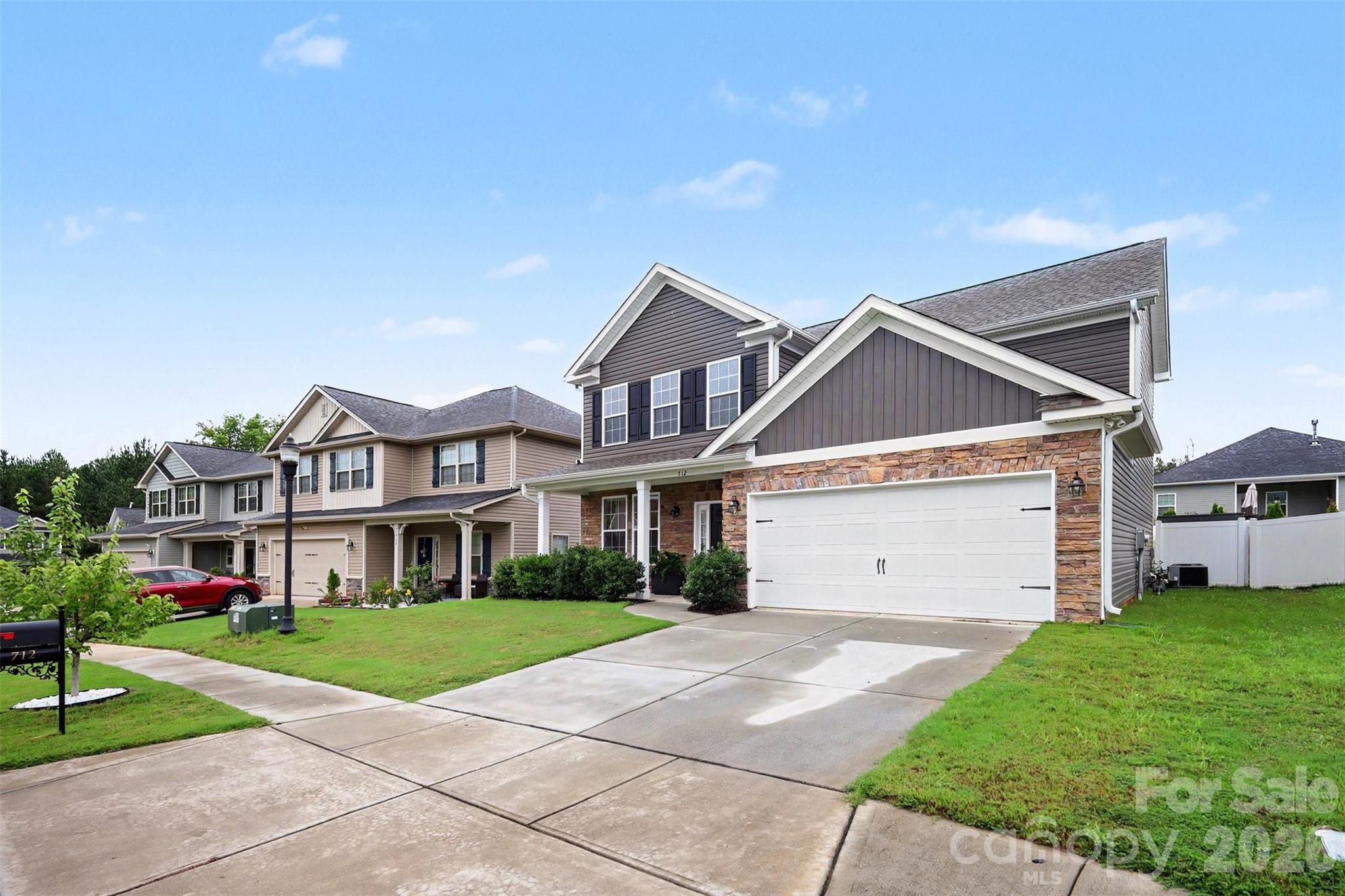 712 Robert Moses Drive — Gastonia