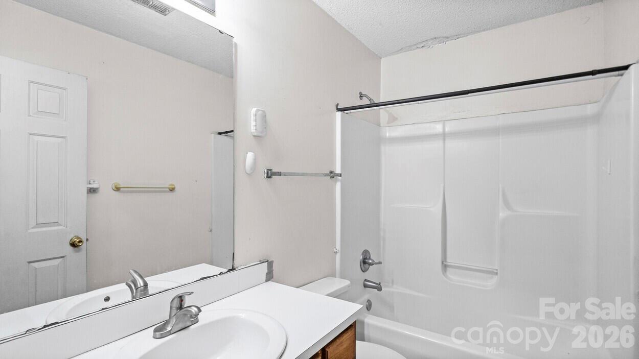6224 Cottageville Lane — Charlotte