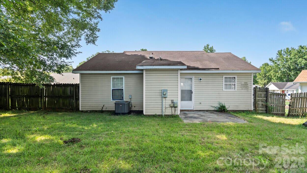 6224 Cottageville Lane — Charlotte