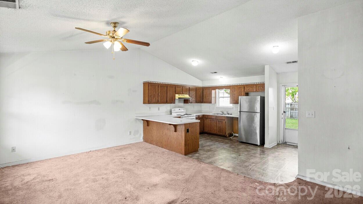 6224 Cottageville Lane — Charlotte