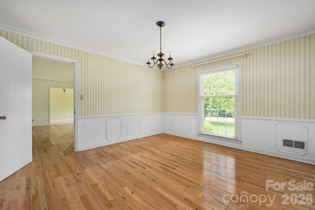 5022 Cheviot Road — Charlotte