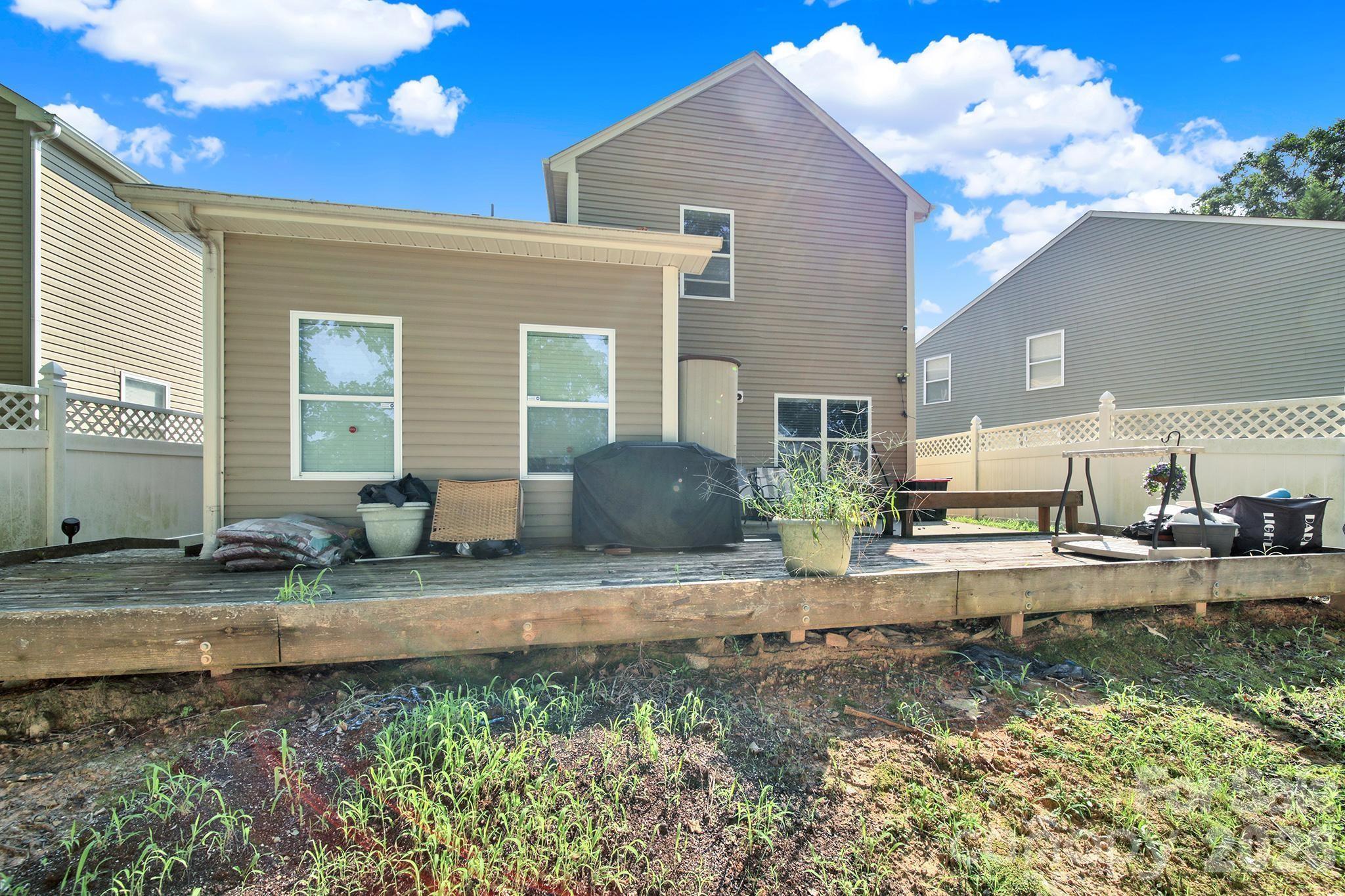 2748 Bramble Ridge Court — Charlotte