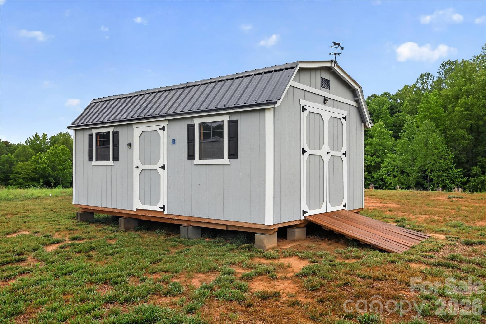 196 Beebop Lane — Lexington