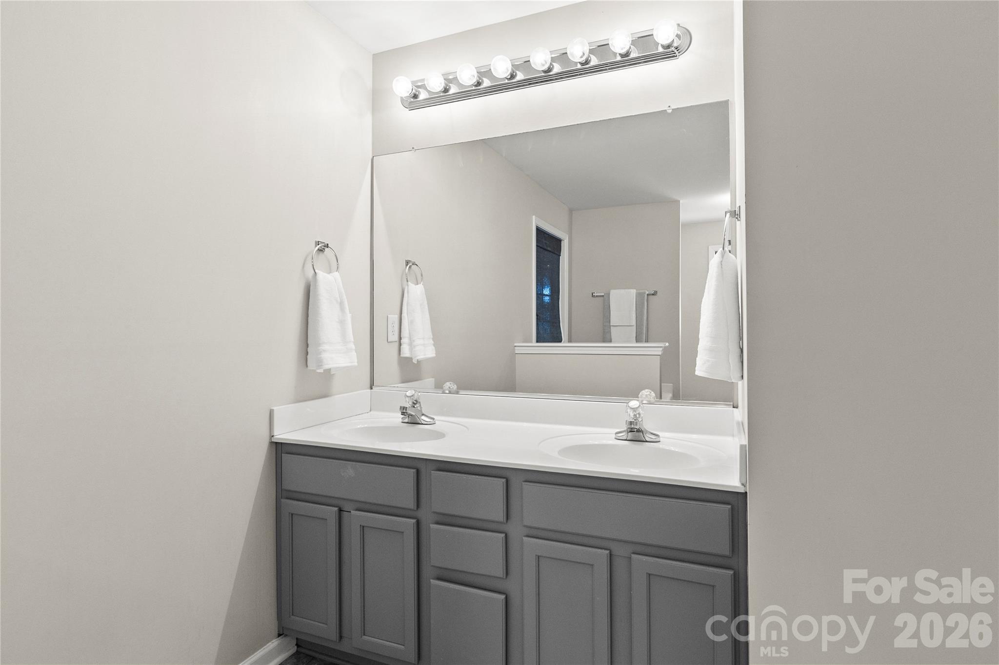 200 Autumn Woods Boulevard — Mount Holly