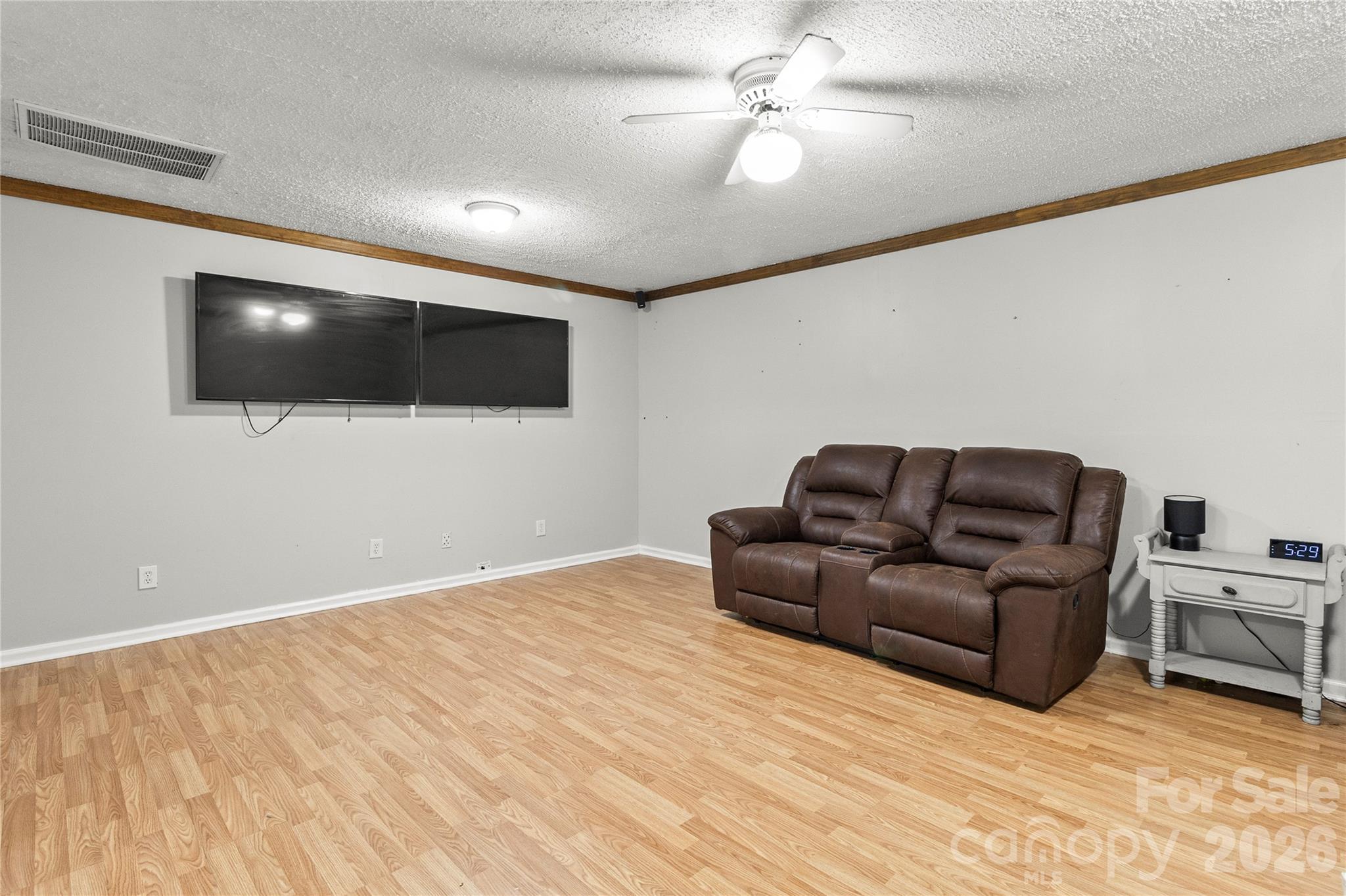 200 Autumn Woods Boulevard — Mount Holly