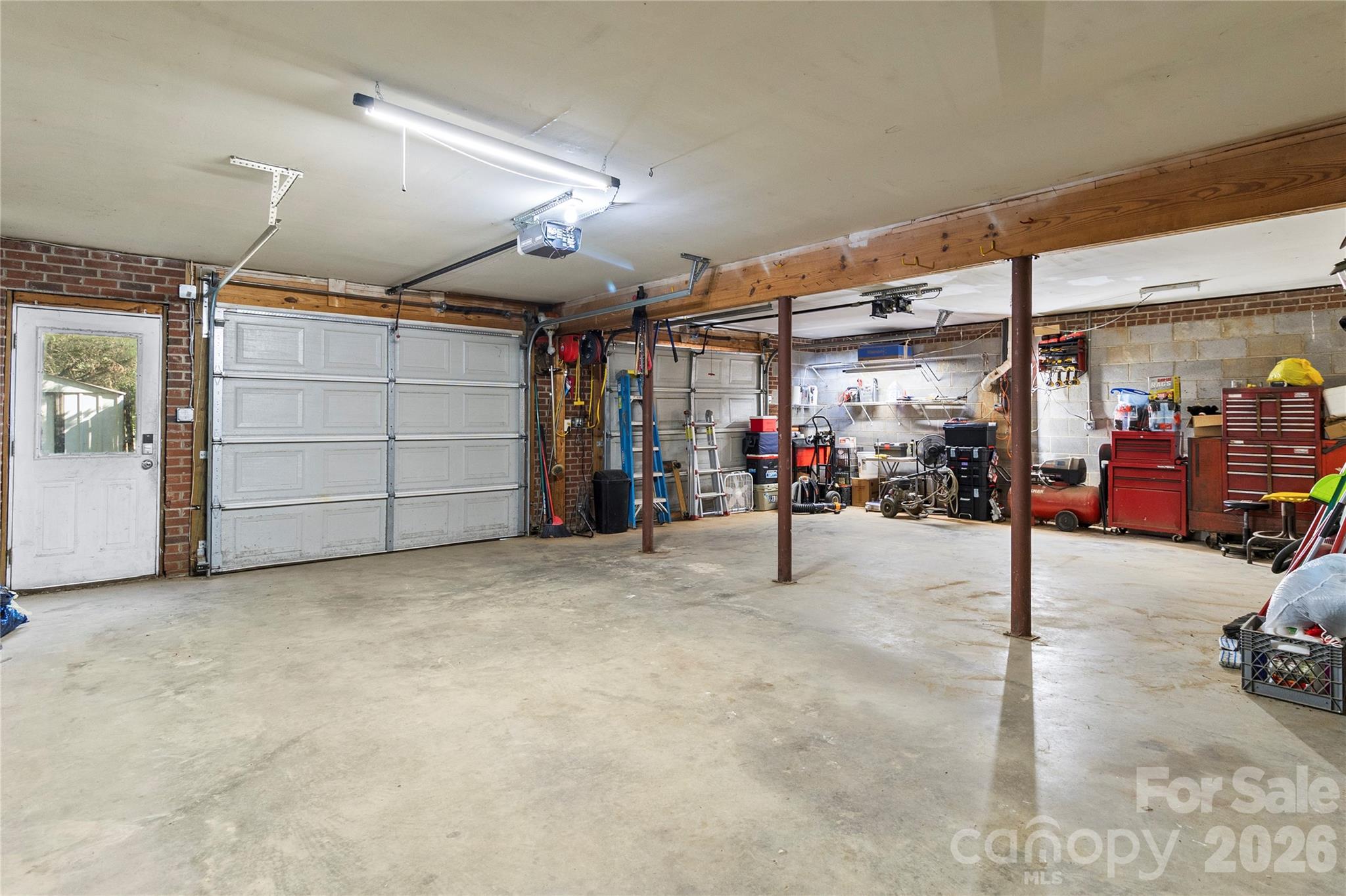200 Autumn Woods Boulevard — Mount Holly