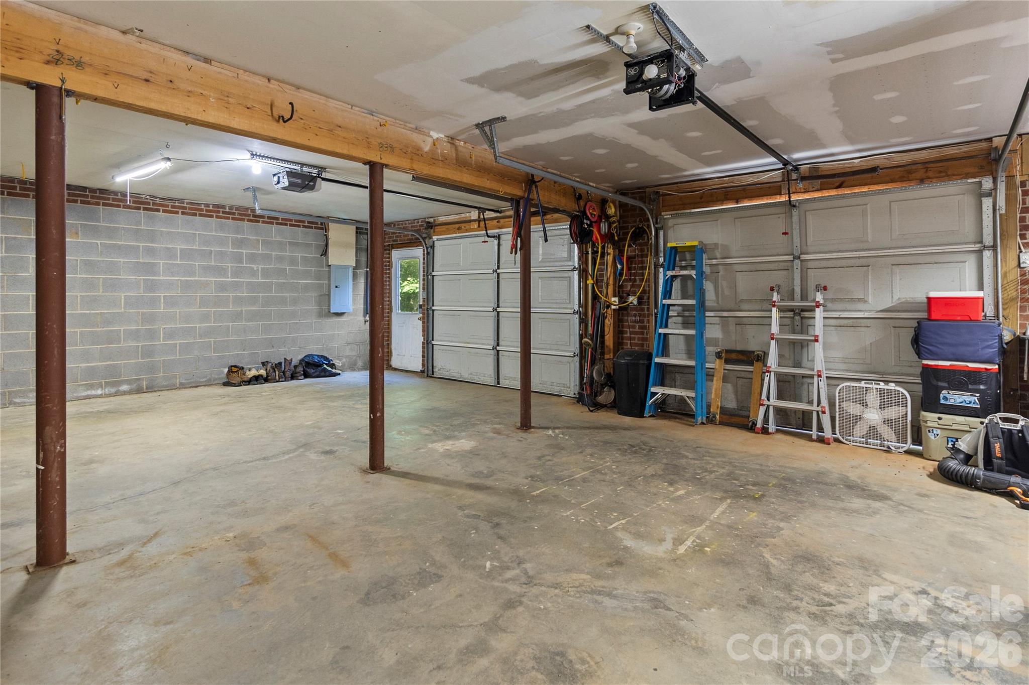 200 Autumn Woods Boulevard — Mount Holly