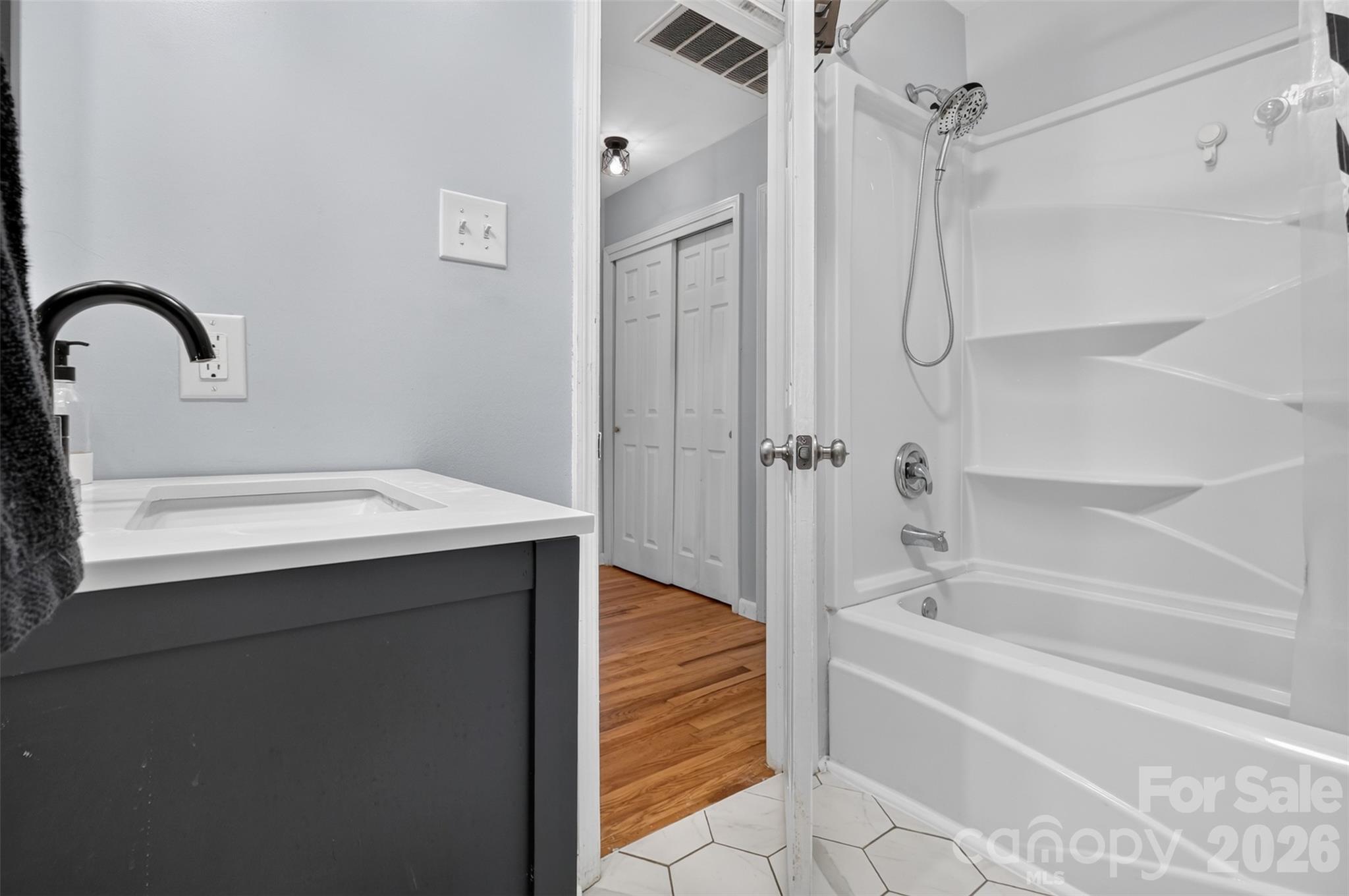 3116 Pilgrim Road — Chester