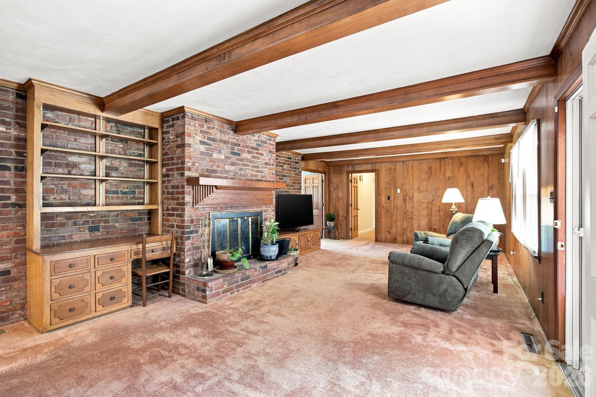 1285 Patterson Street — China Grove