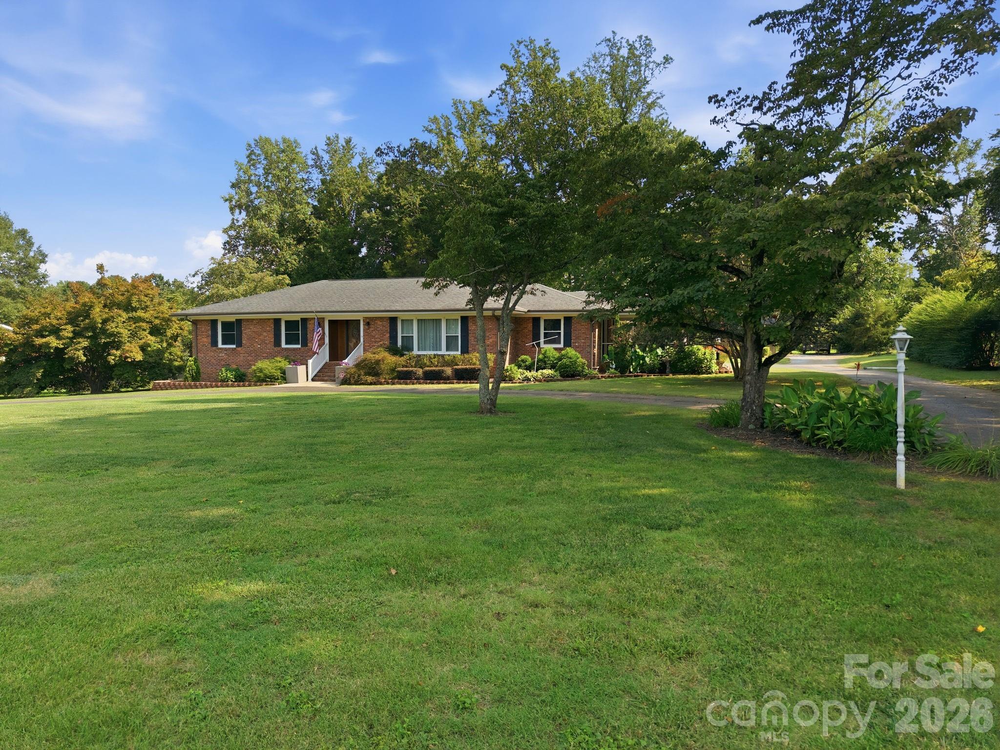 1285 Patterson Street — China Grove