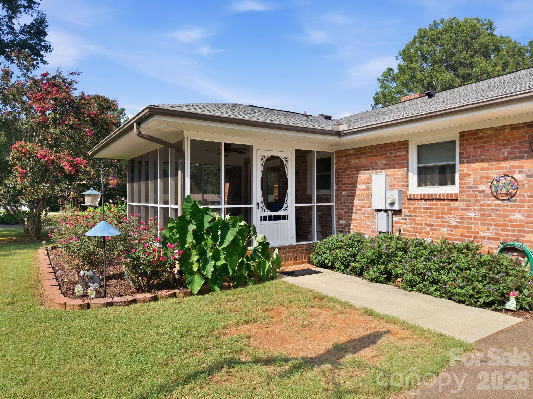 1285 Patterson Street — China Grove