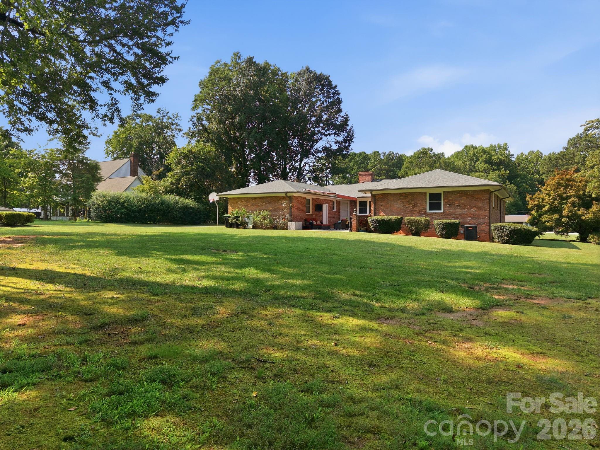 1285 Patterson Street — China Grove