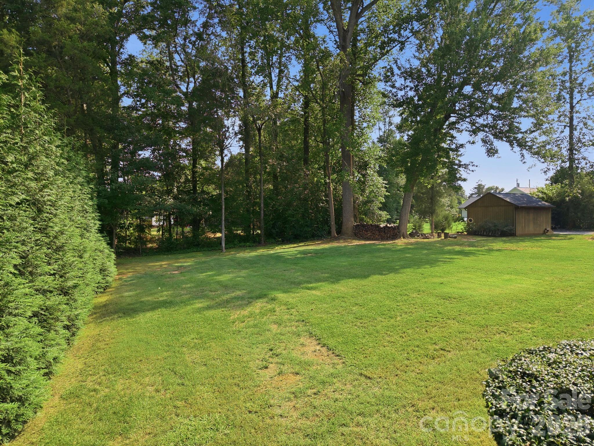 1285 Patterson Street — China Grove