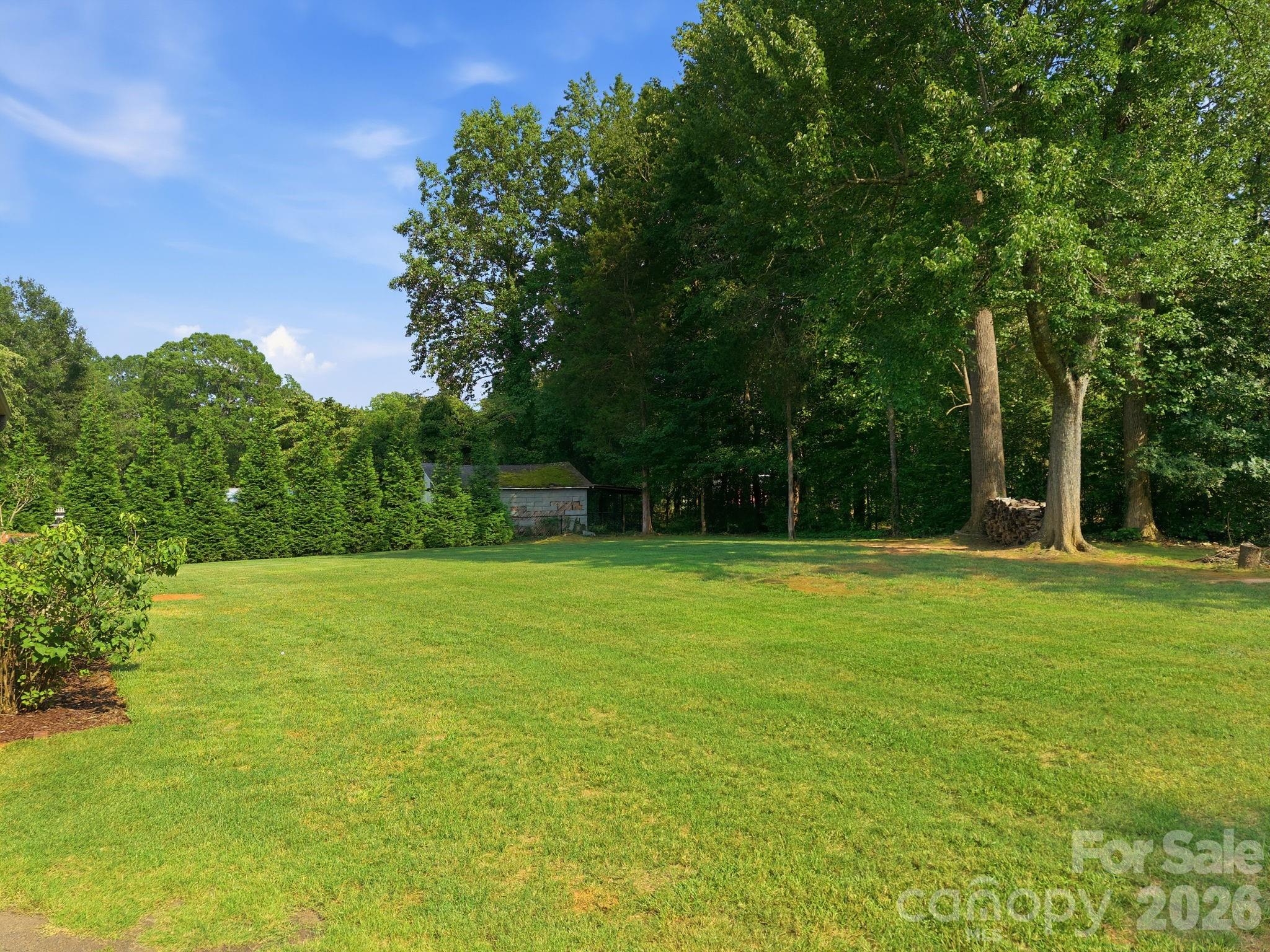 1285 Patterson Street — China Grove