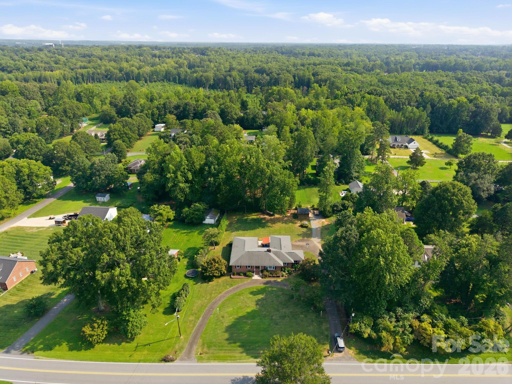 1285 Patterson Street — China Grove