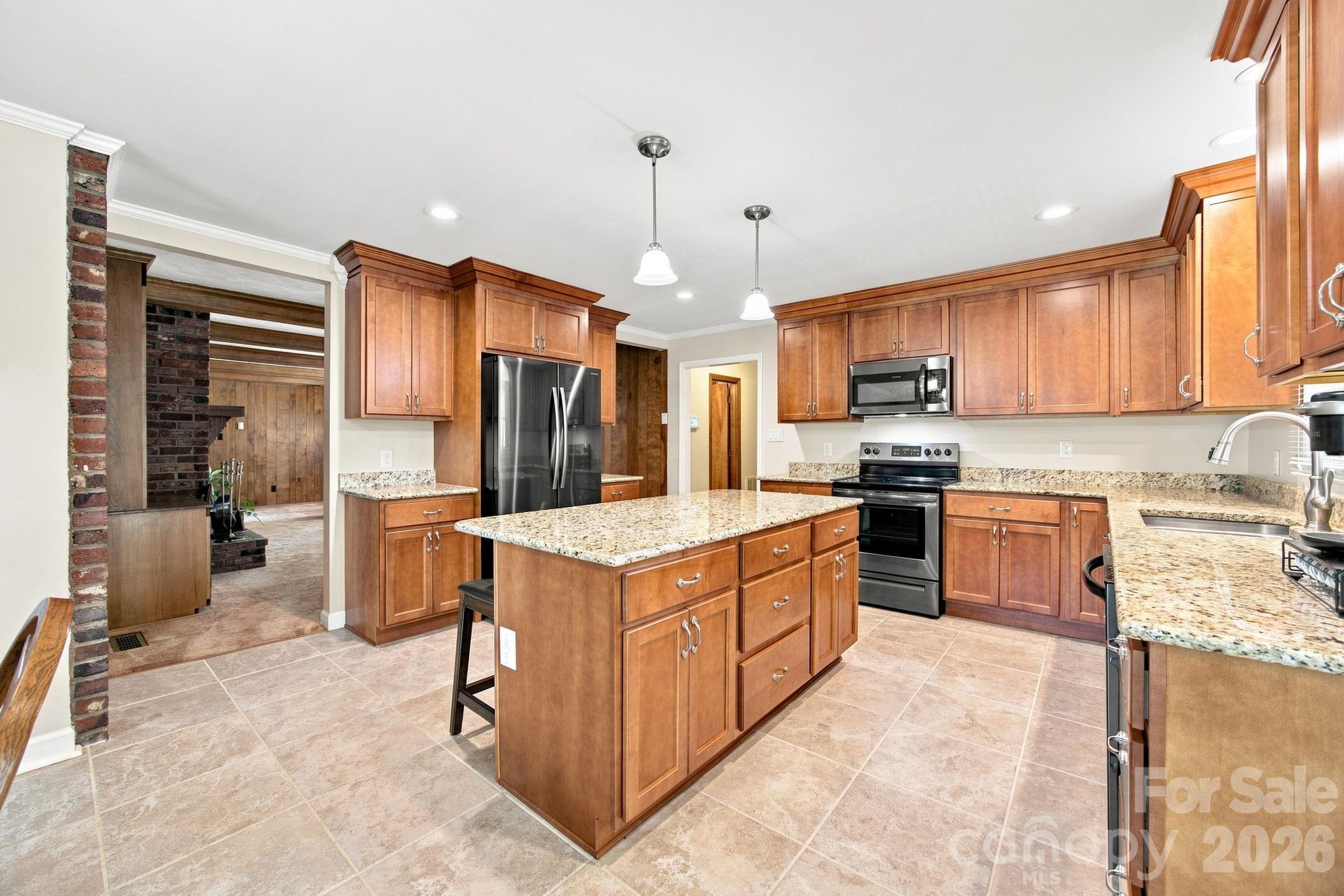 1285 Patterson Street — China Grove