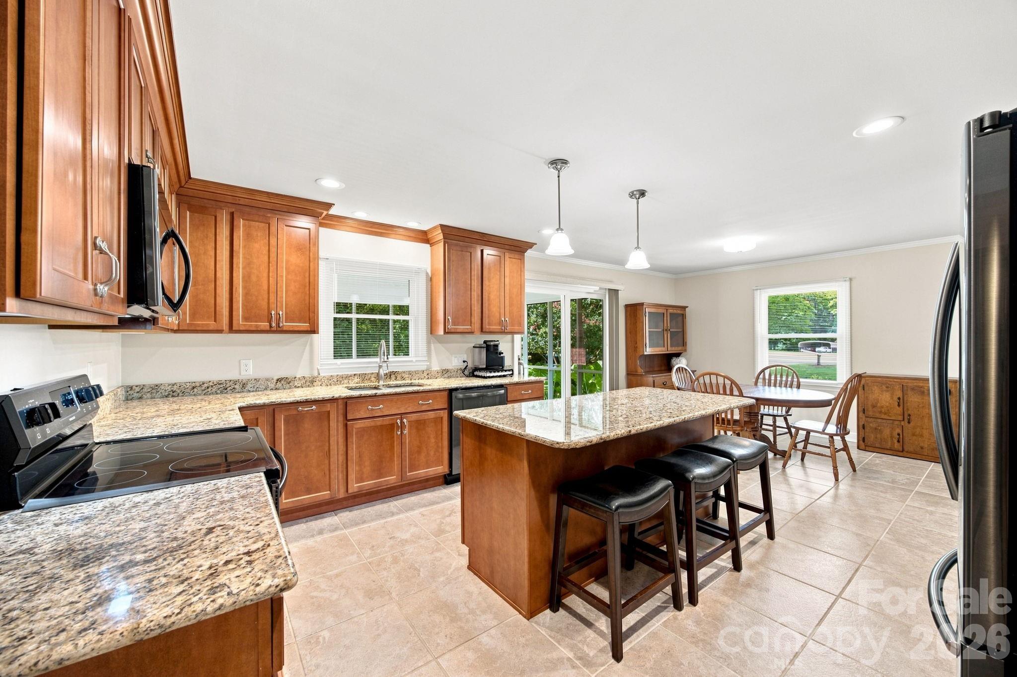 1285 Patterson Street — China Grove