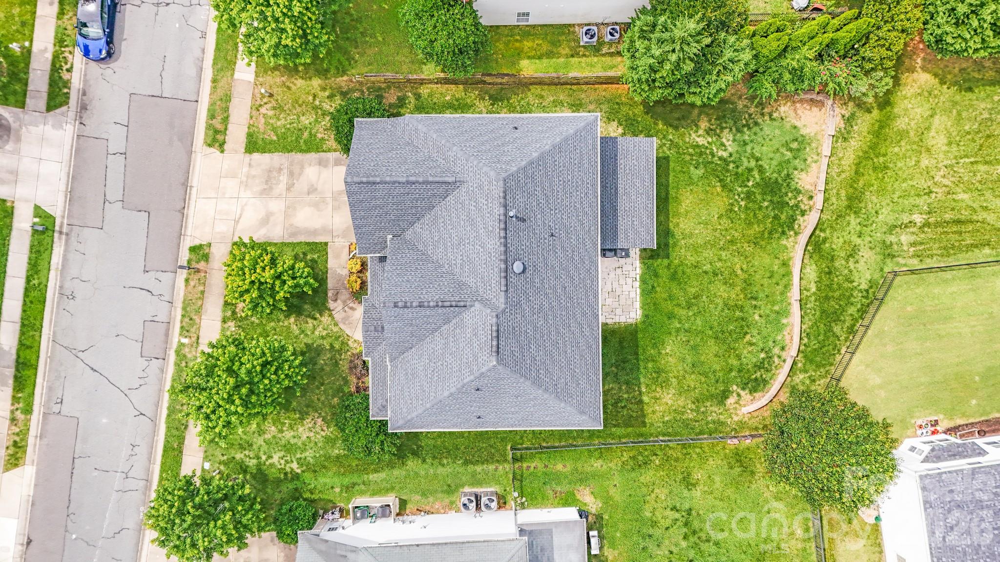 6227 Castlecove Road — Charlotte
