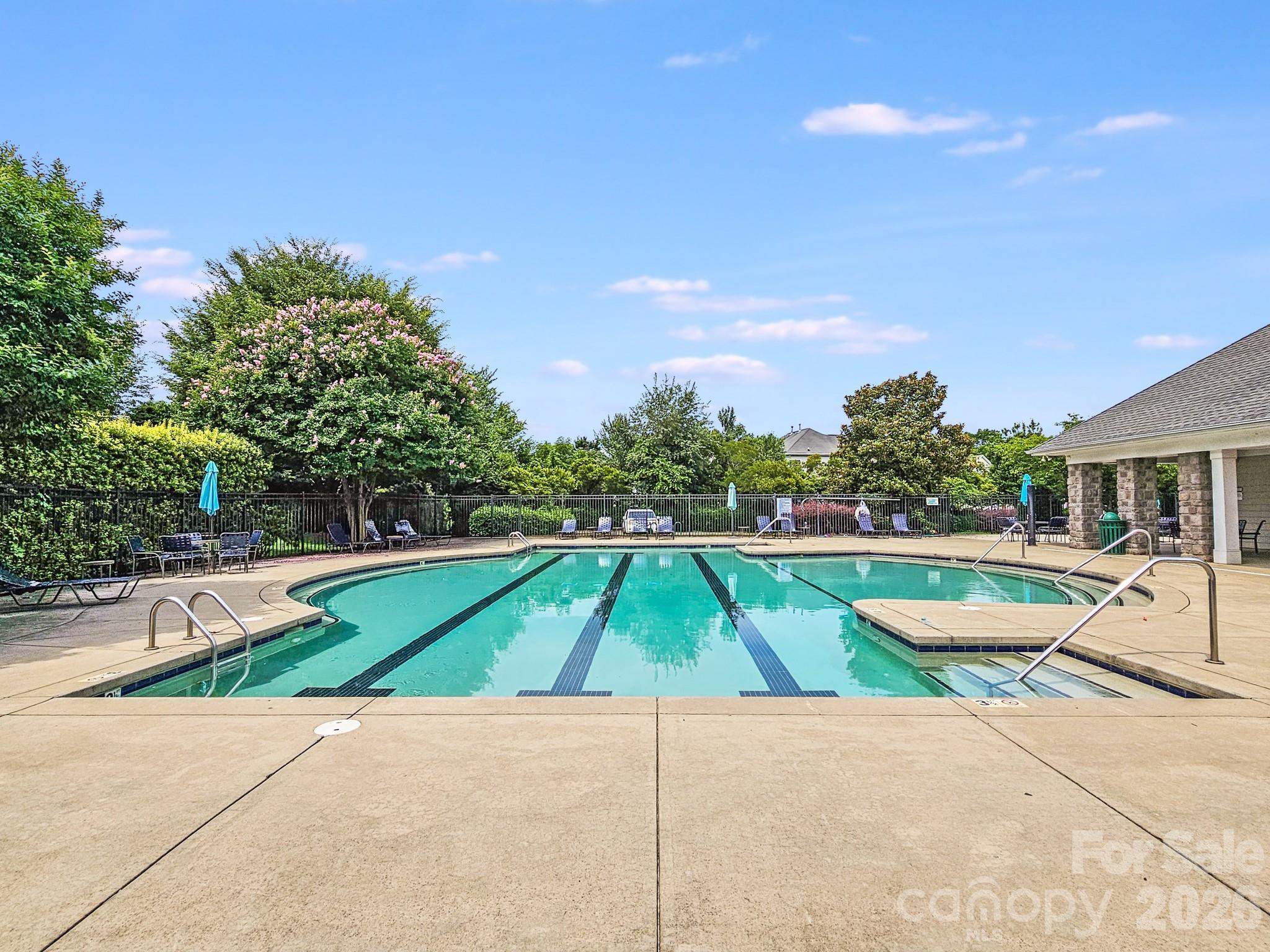 6227 Castlecove Road — Charlotte