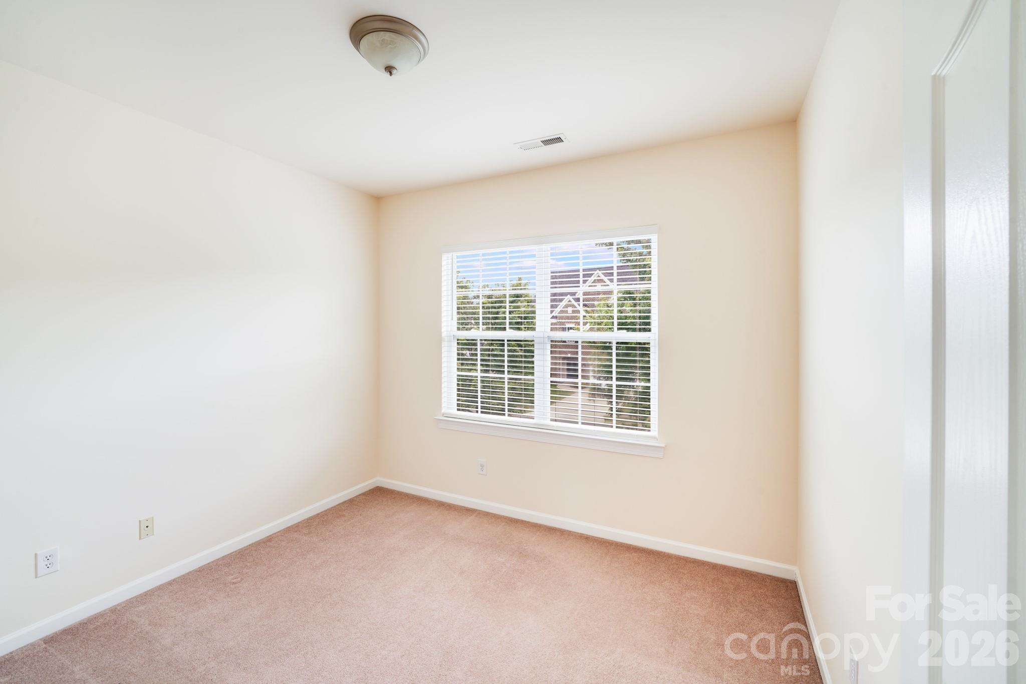 6227 Castlecove Road — Charlotte