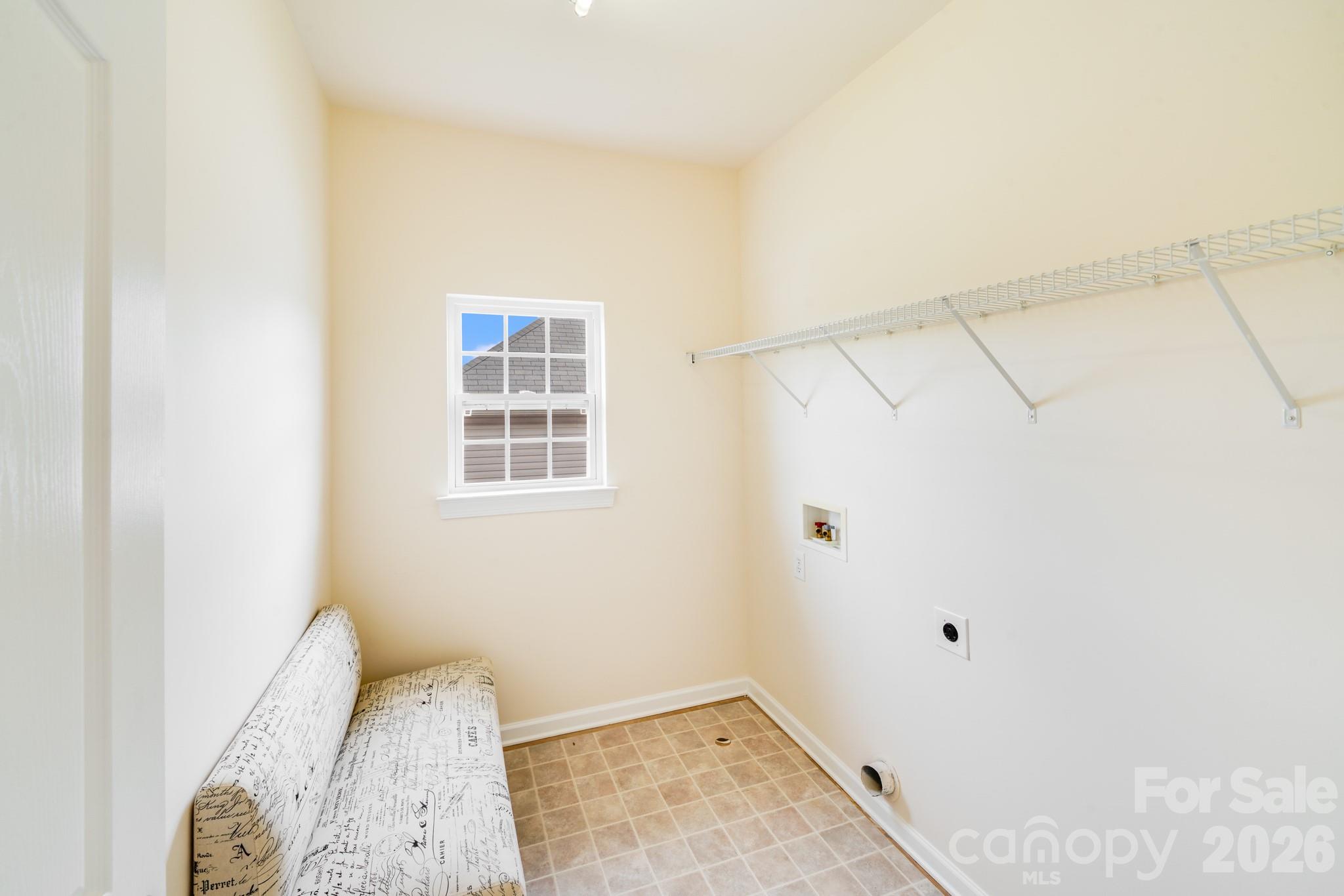 6227 Castlecove Road — Charlotte