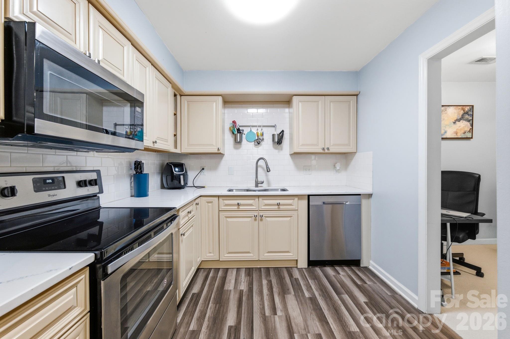 1051 Churchill Downs Court #E — Charlotte