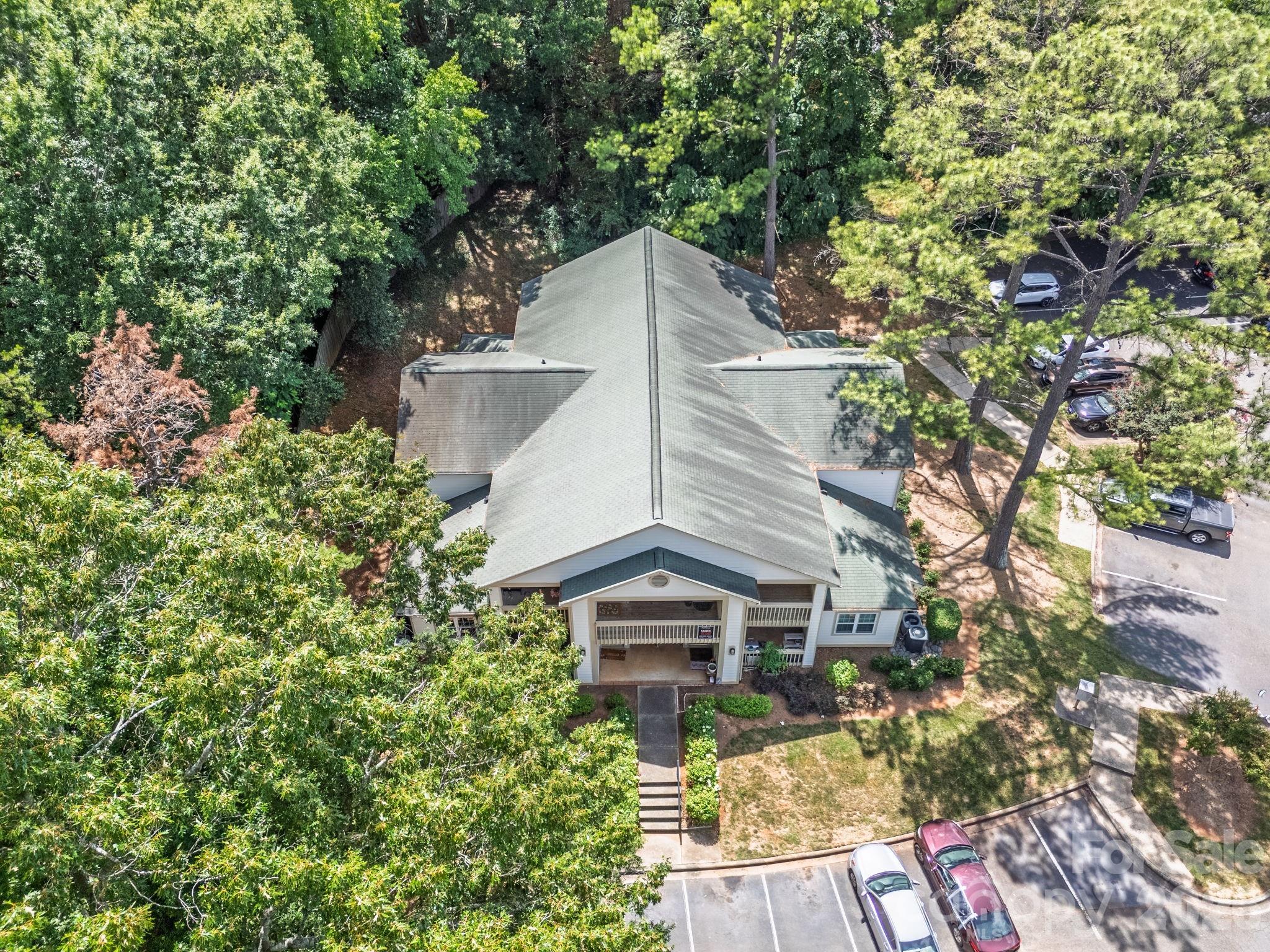1051 Churchill Downs Court #E — Charlotte