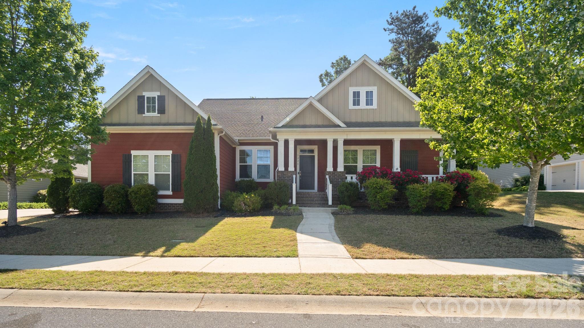 1226 Kings Bottom Drive — Fort Mill