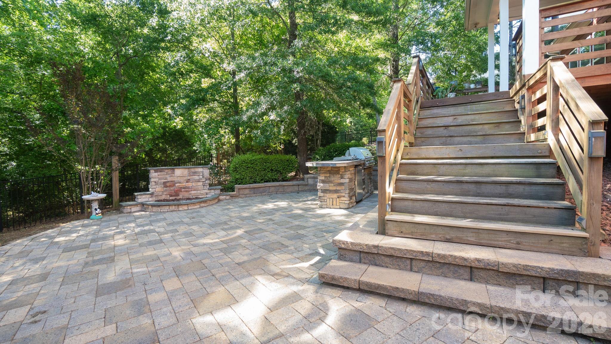 1226 Kings Bottom Drive — Fort Mill