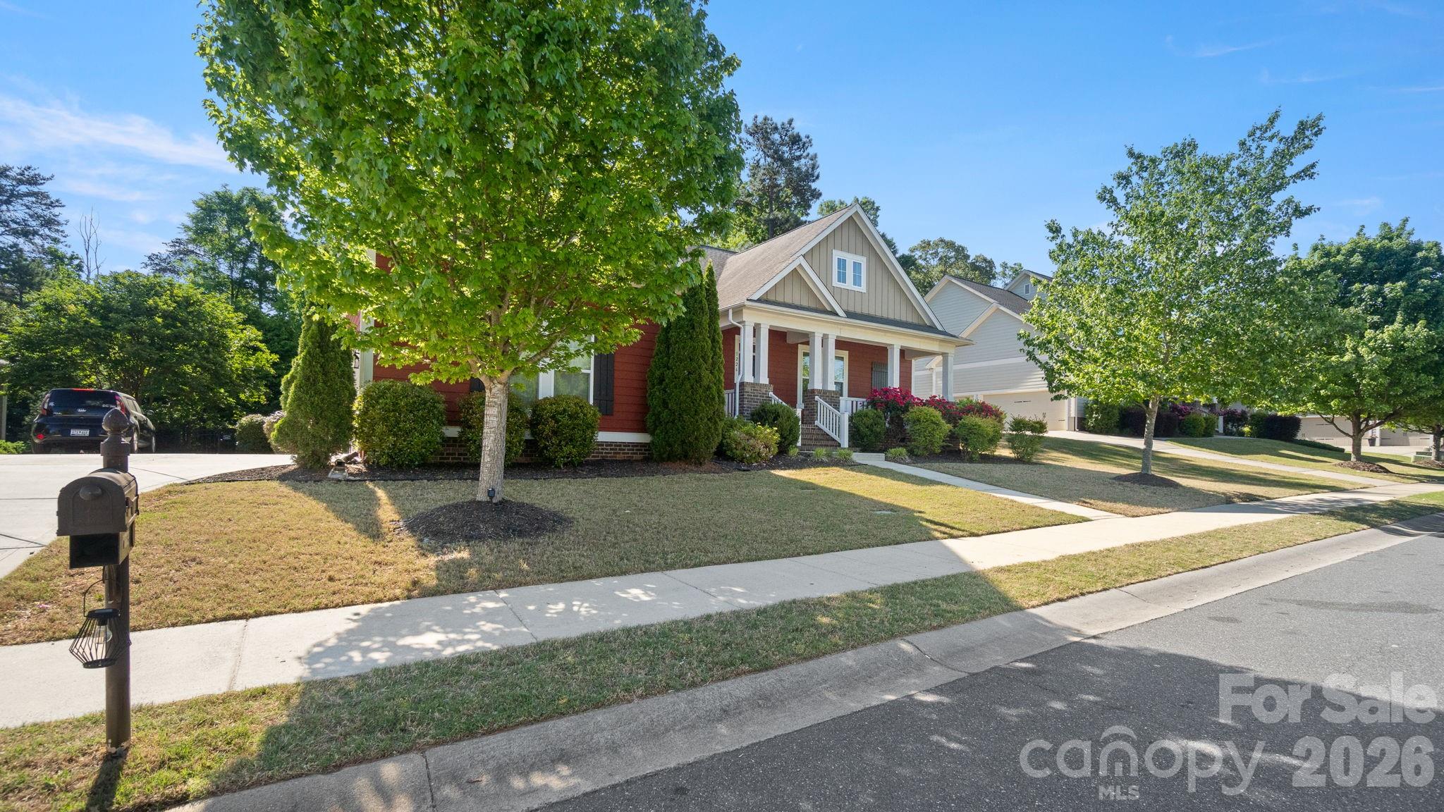 1226 Kings Bottom Drive — Fort Mill