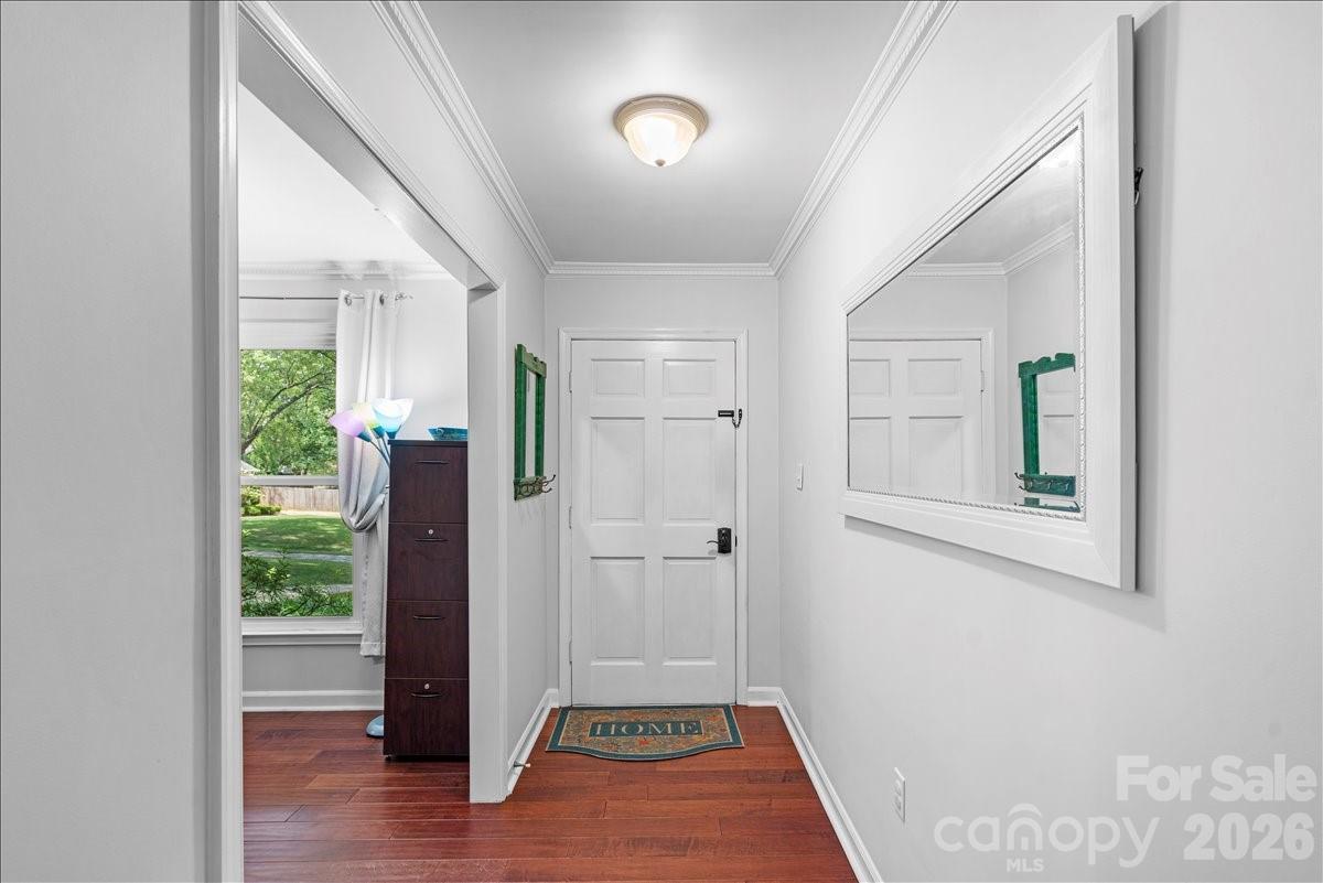 9614 Lone Oak Court — Charlotte